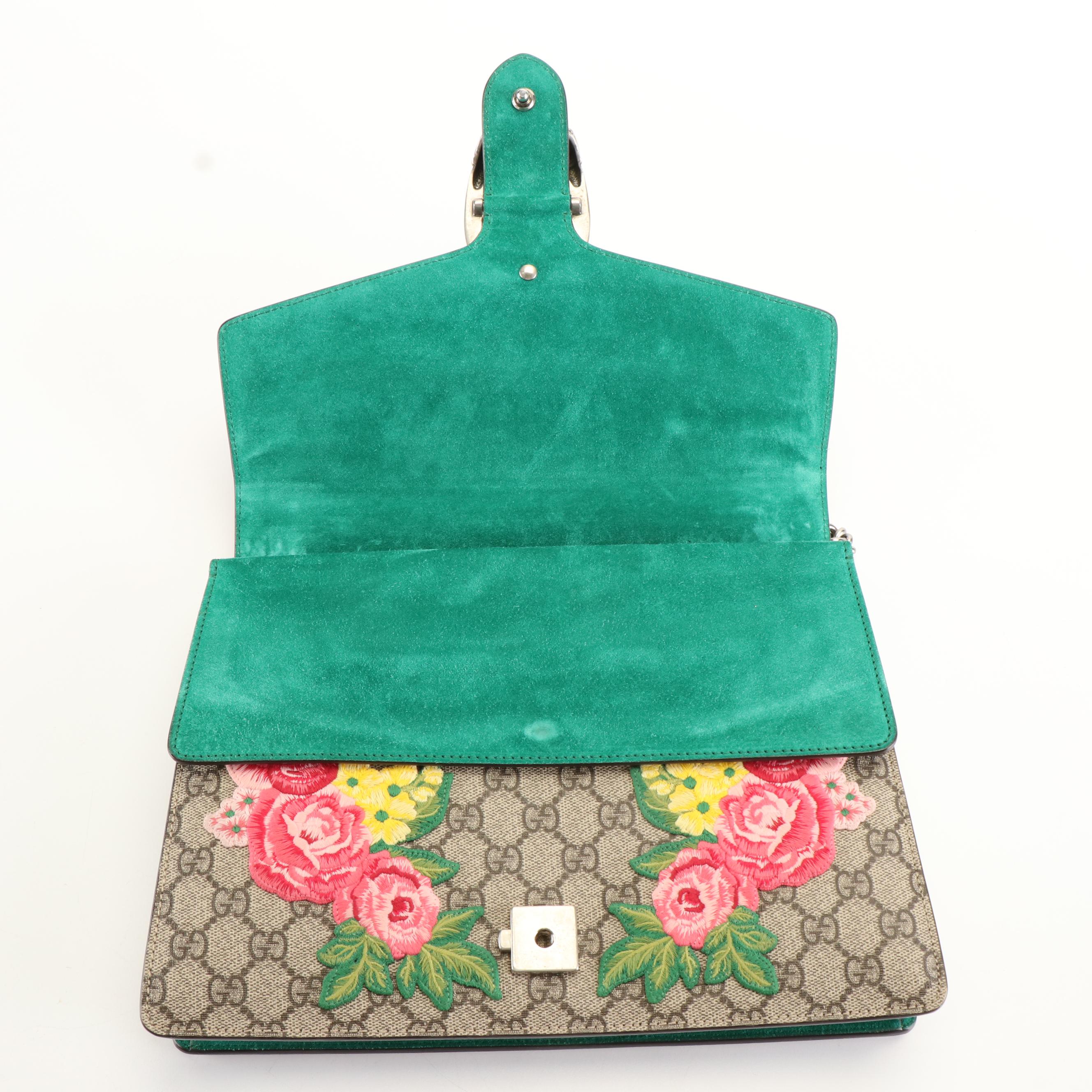 Gucci  Dionysus Medium Shoulder Bag in GG Supreme