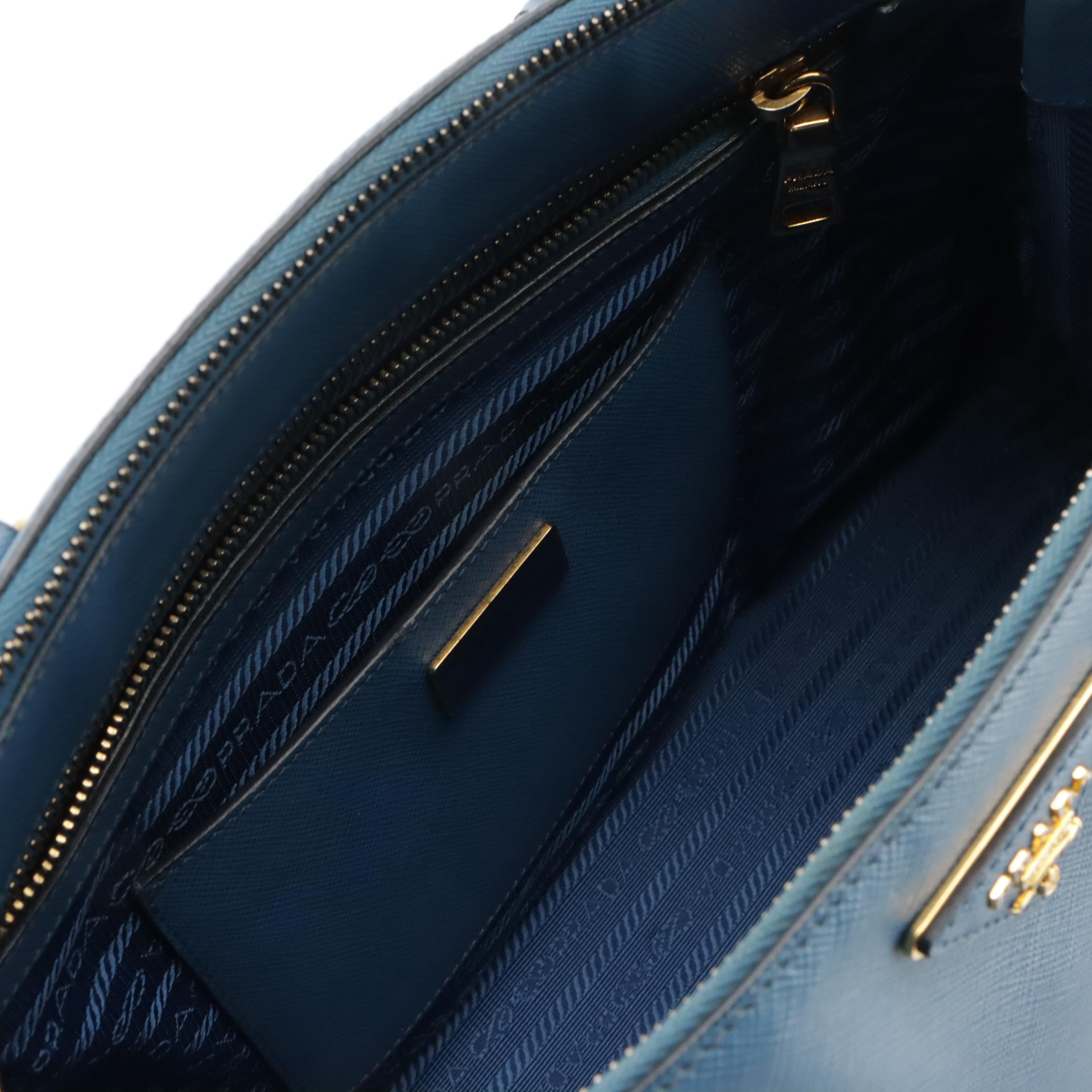 Prada Galleria Handbag in Two-Tone Blue Saffiano Leather