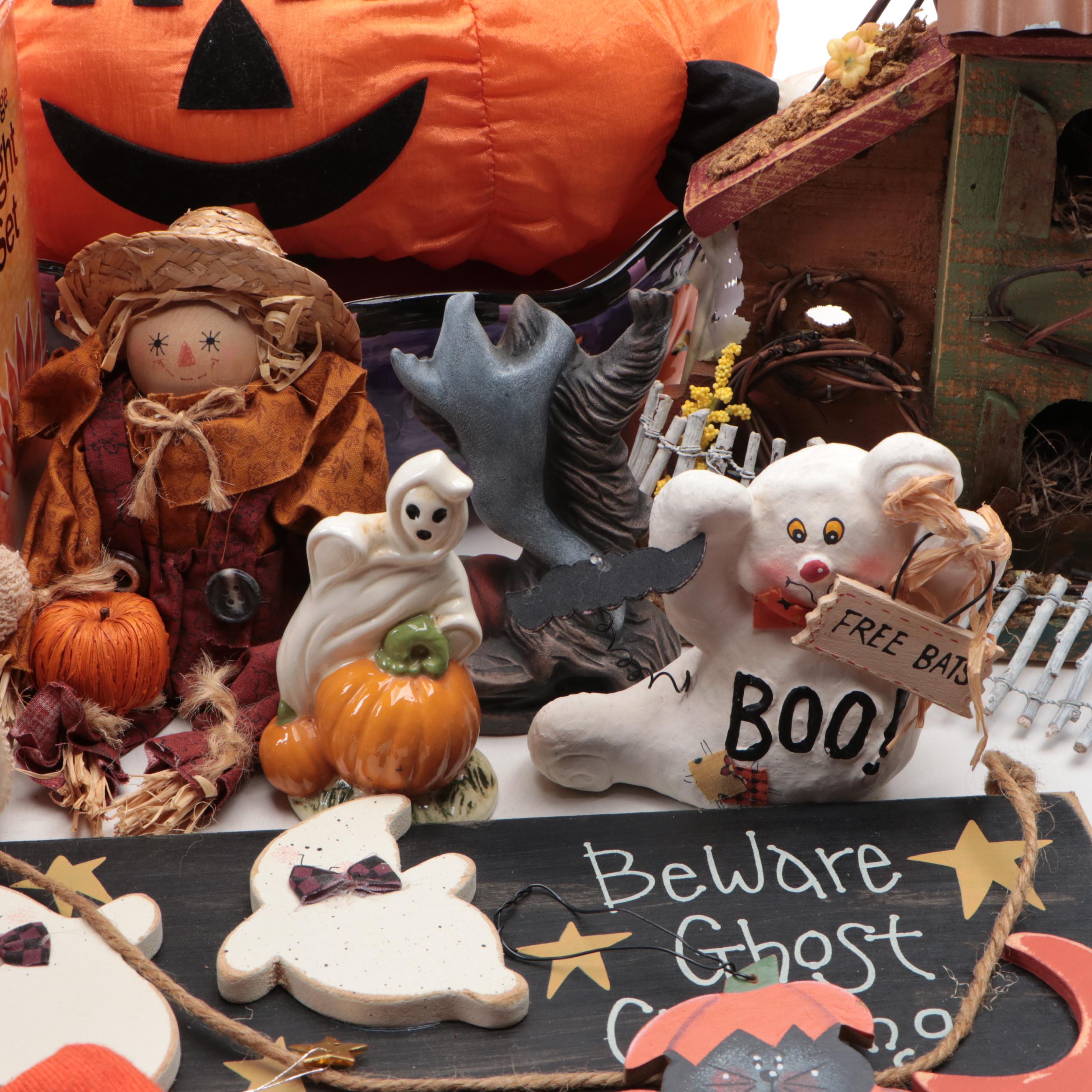 Halloween Wall Hangings and Other Decorations