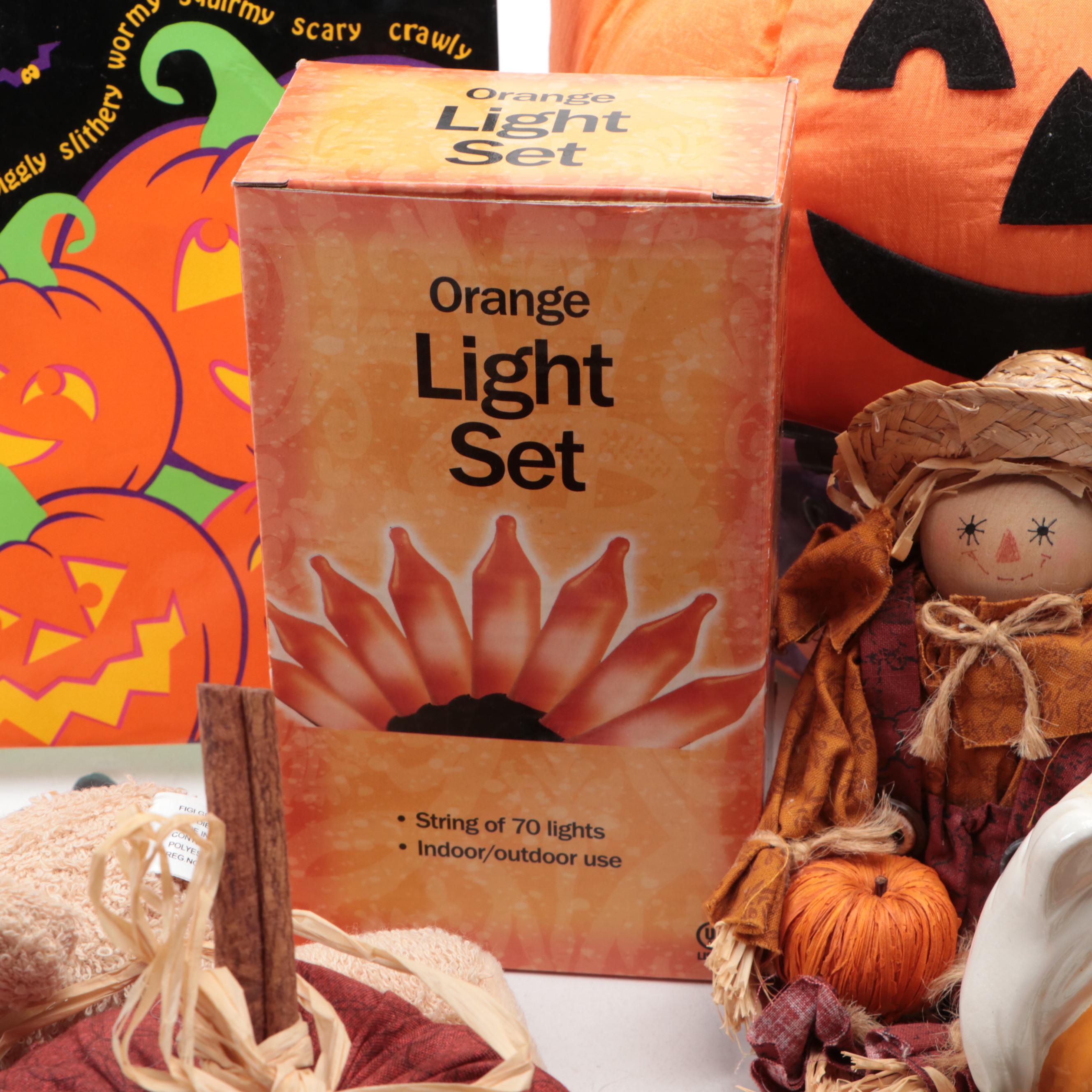 Halloween Wall Hangings and Other Decorations