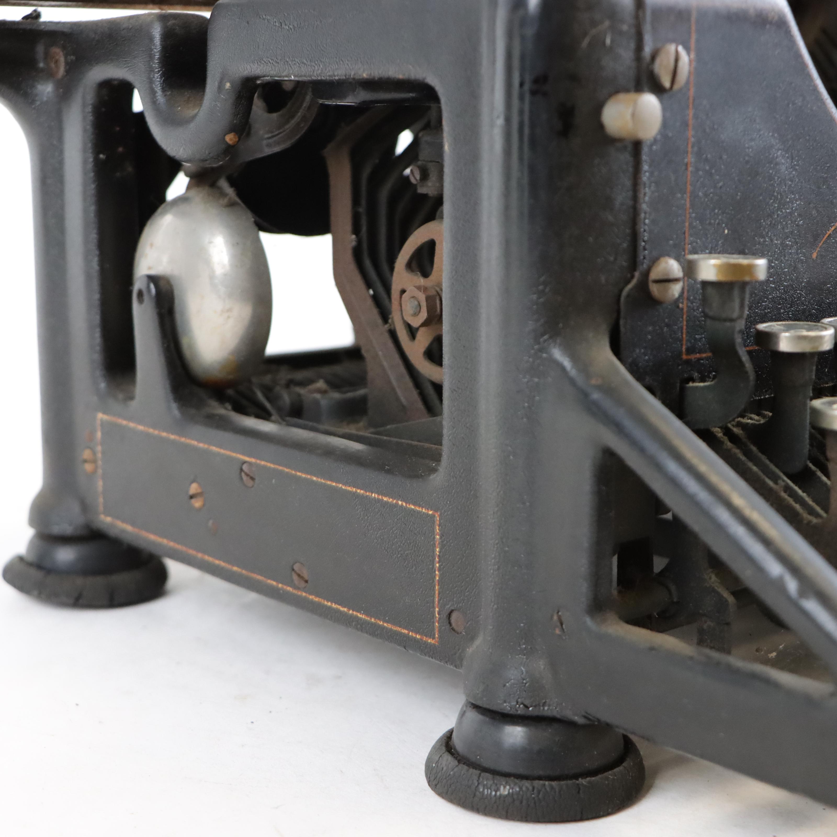 Underwood Typewriter, 1920s