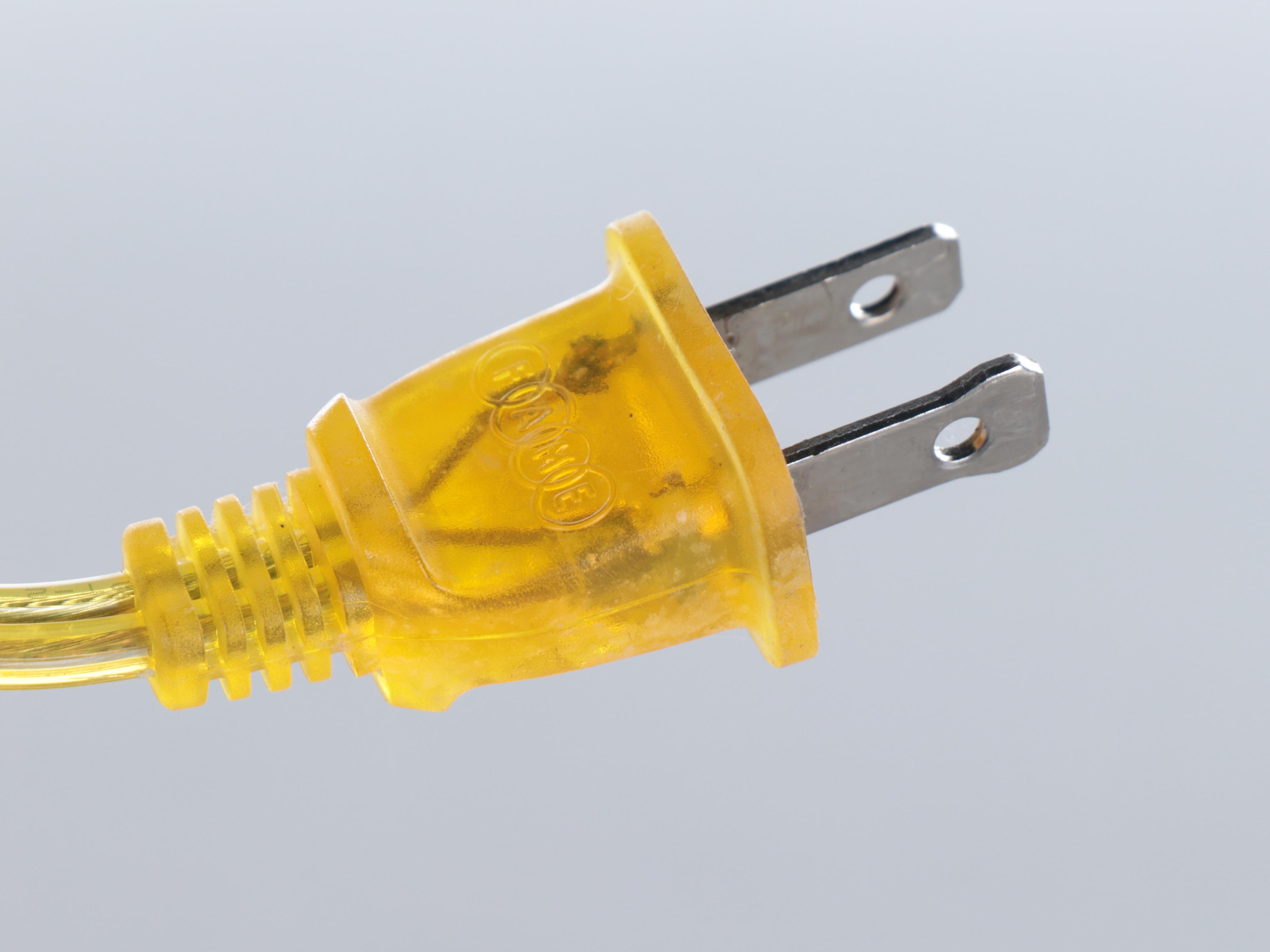 Ralph Lauren Chinese Porcelain Oxblood Vase Lamp with Pleated Shade