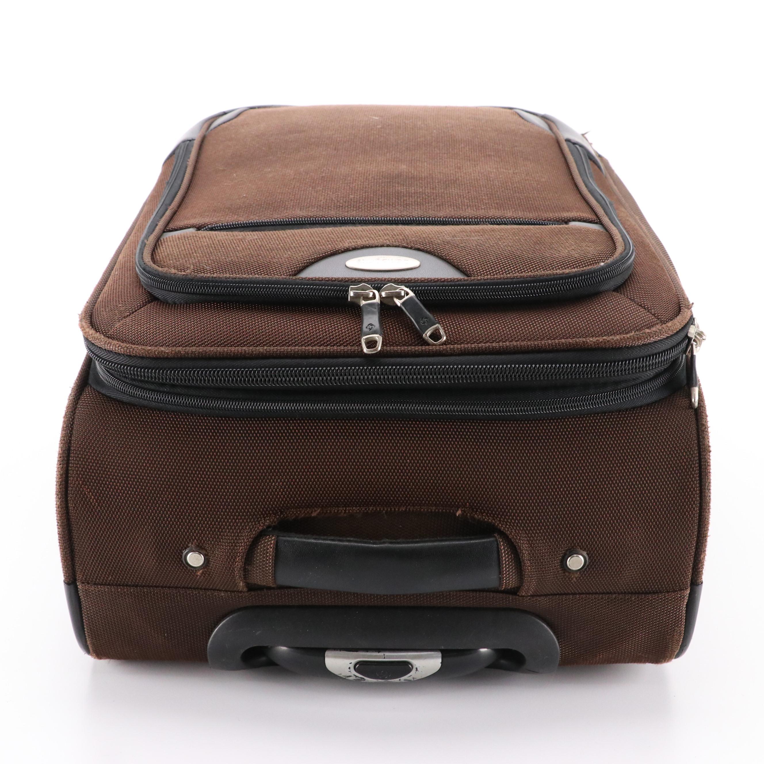 Samsonite 24" Softside Expandable Spinner Suitcase