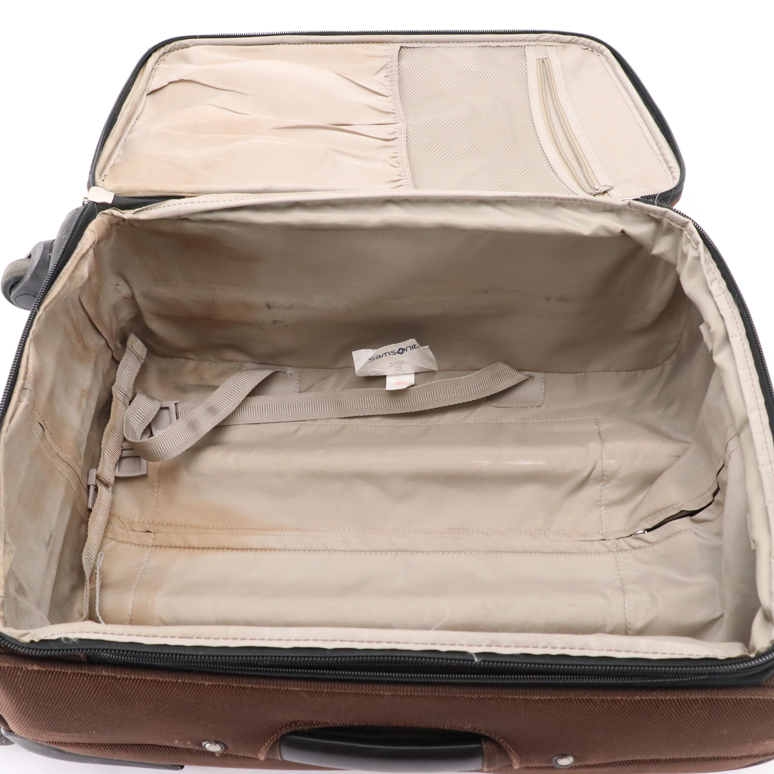 Samsonite 24" Softside Expandable Spinner Suitcase