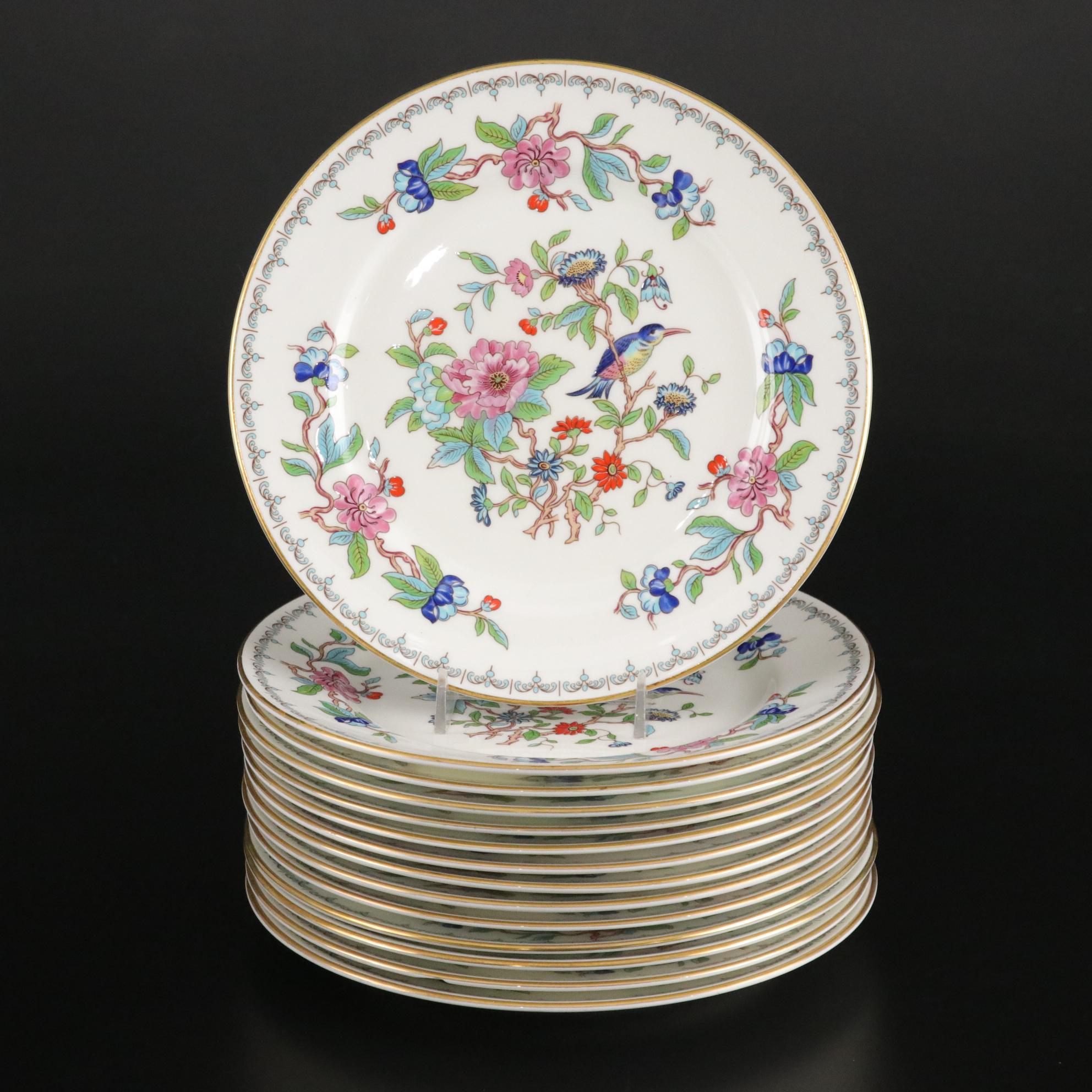 Aynsley "Pembroke" Bone China Dinner Service, Late 20th Century