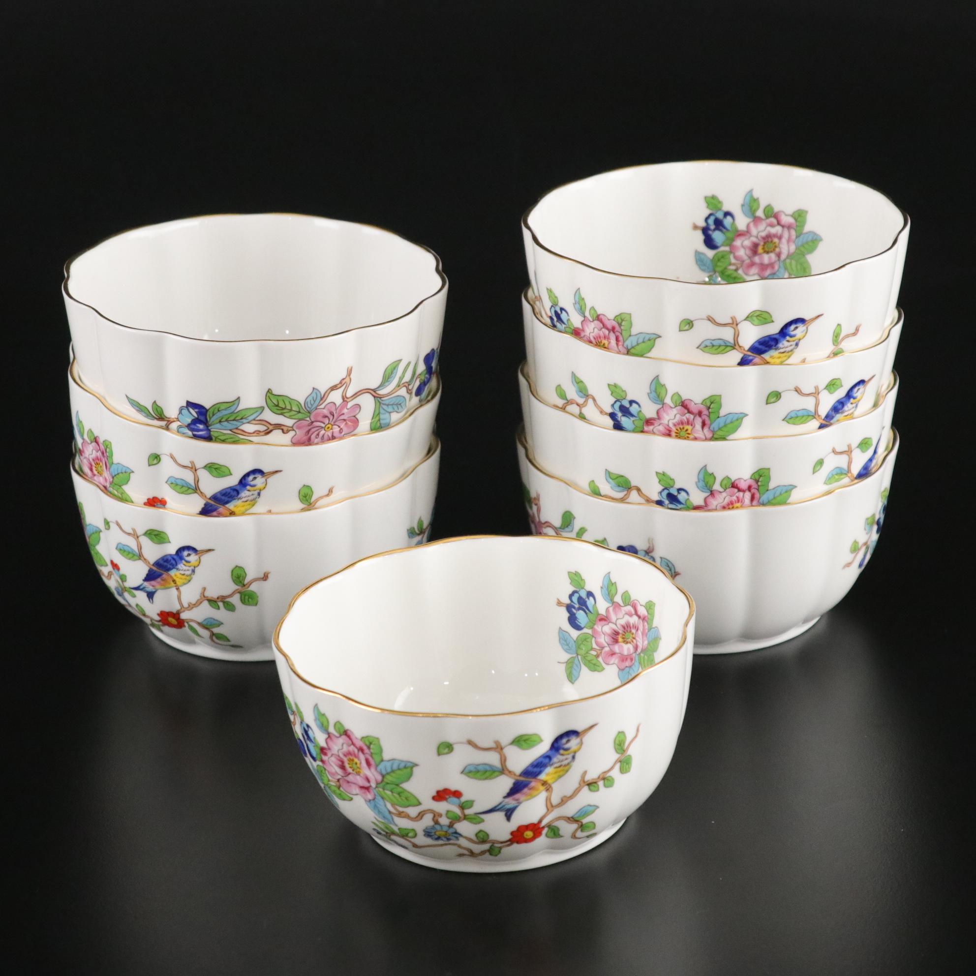 Aynsley "Pembroke" Bone China Dinner Service, Late 20th Century
