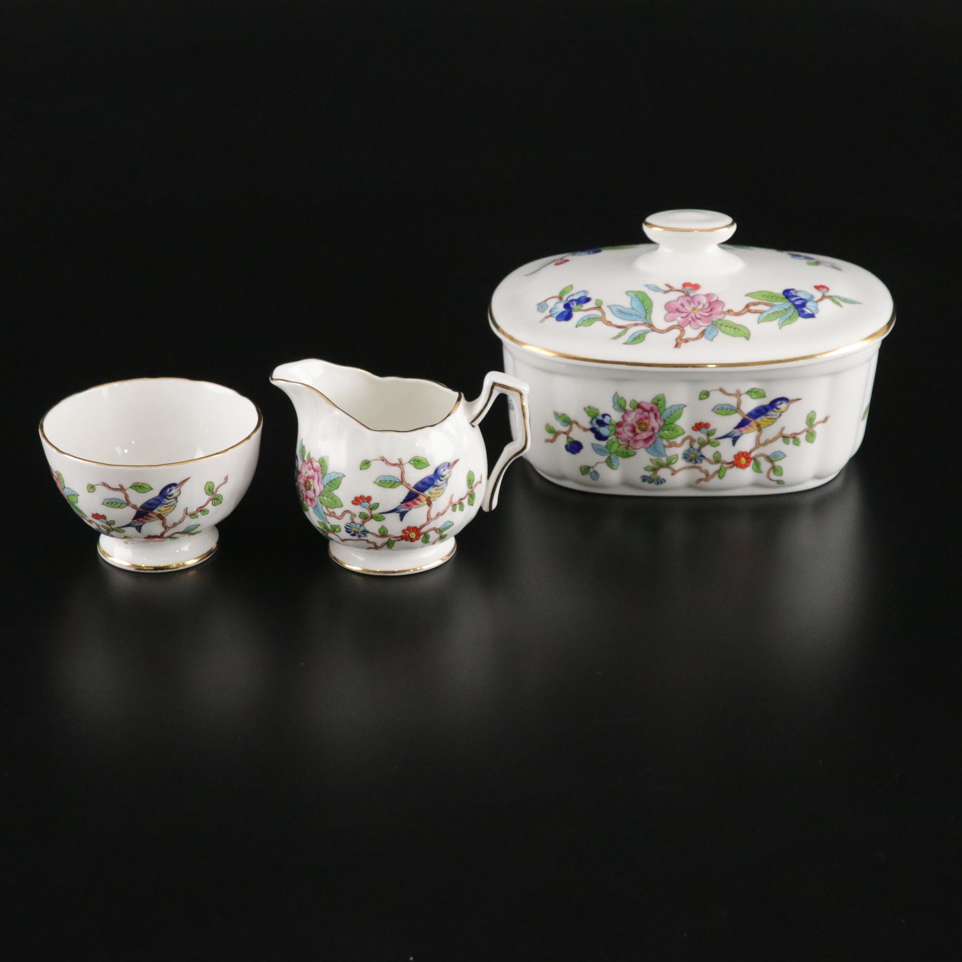 Aynsley "Pembroke" Bone China Dinner Service, Late 20th Century