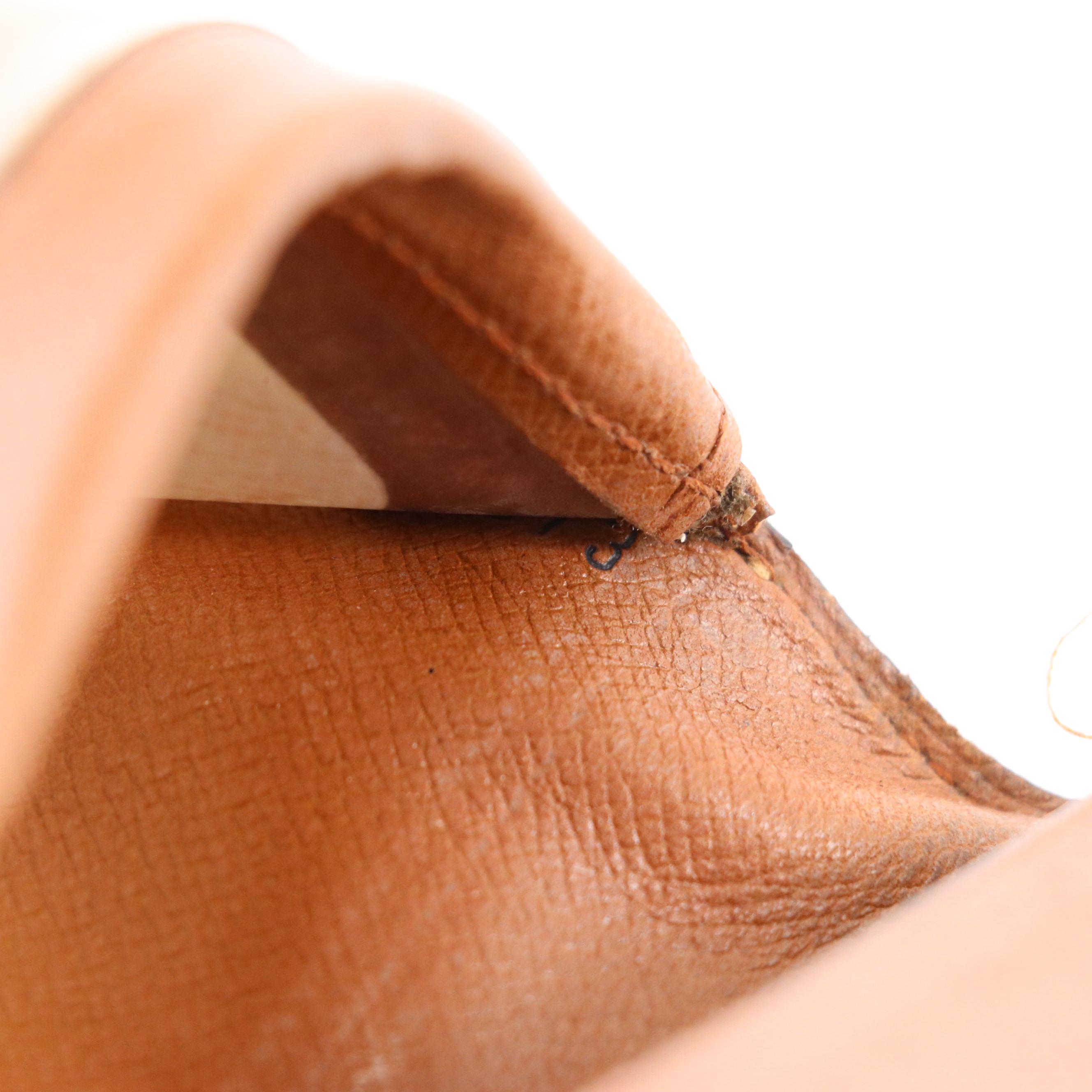 Louis Vuitton Bifold Compact Wallet/Card Holder in Monogram Canvas and Leather