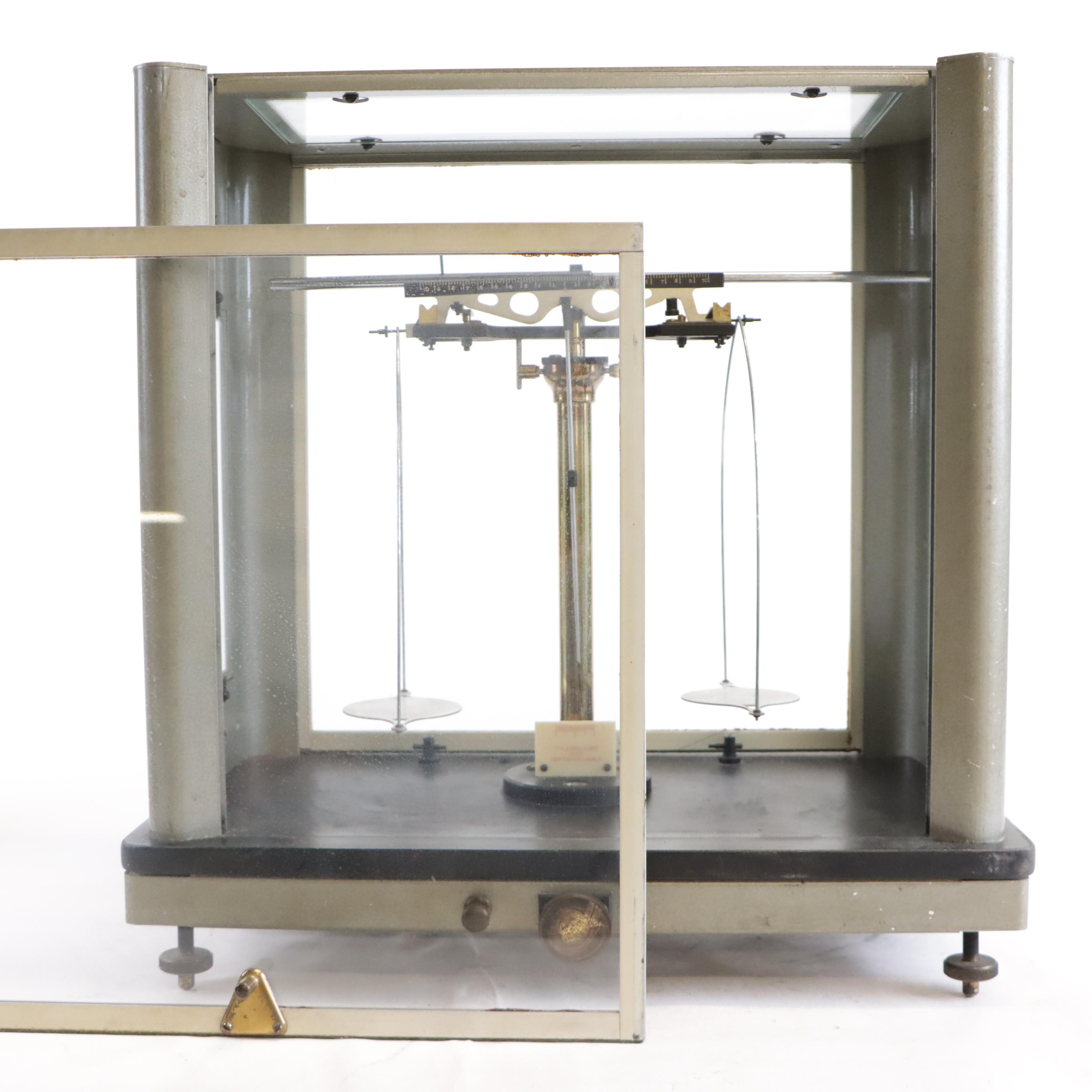 Voland & Sons 200 Enclosed Analytical Balance Scale