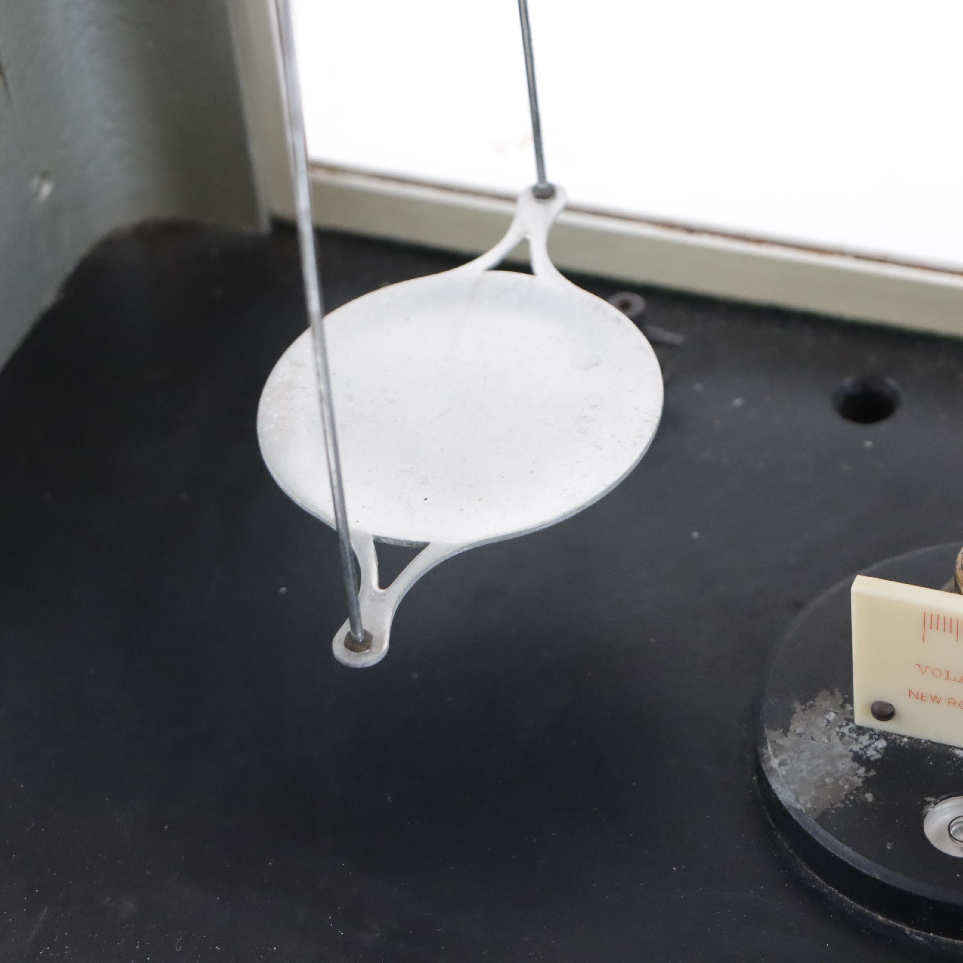 Voland & Sons 200 Enclosed Analytical Balance Scale