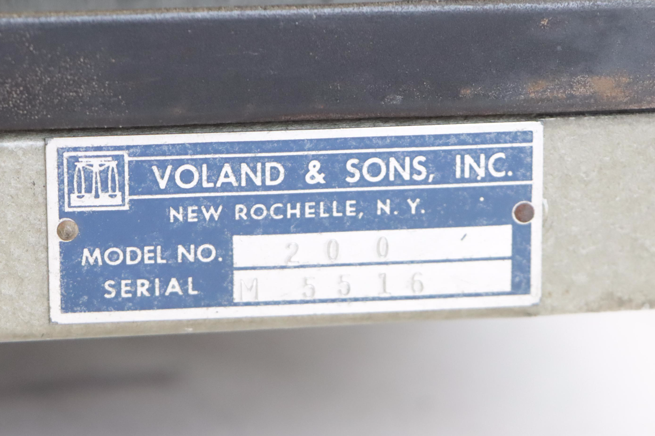 Voland & Sons 200 Enclosed Analytical Balance Scale