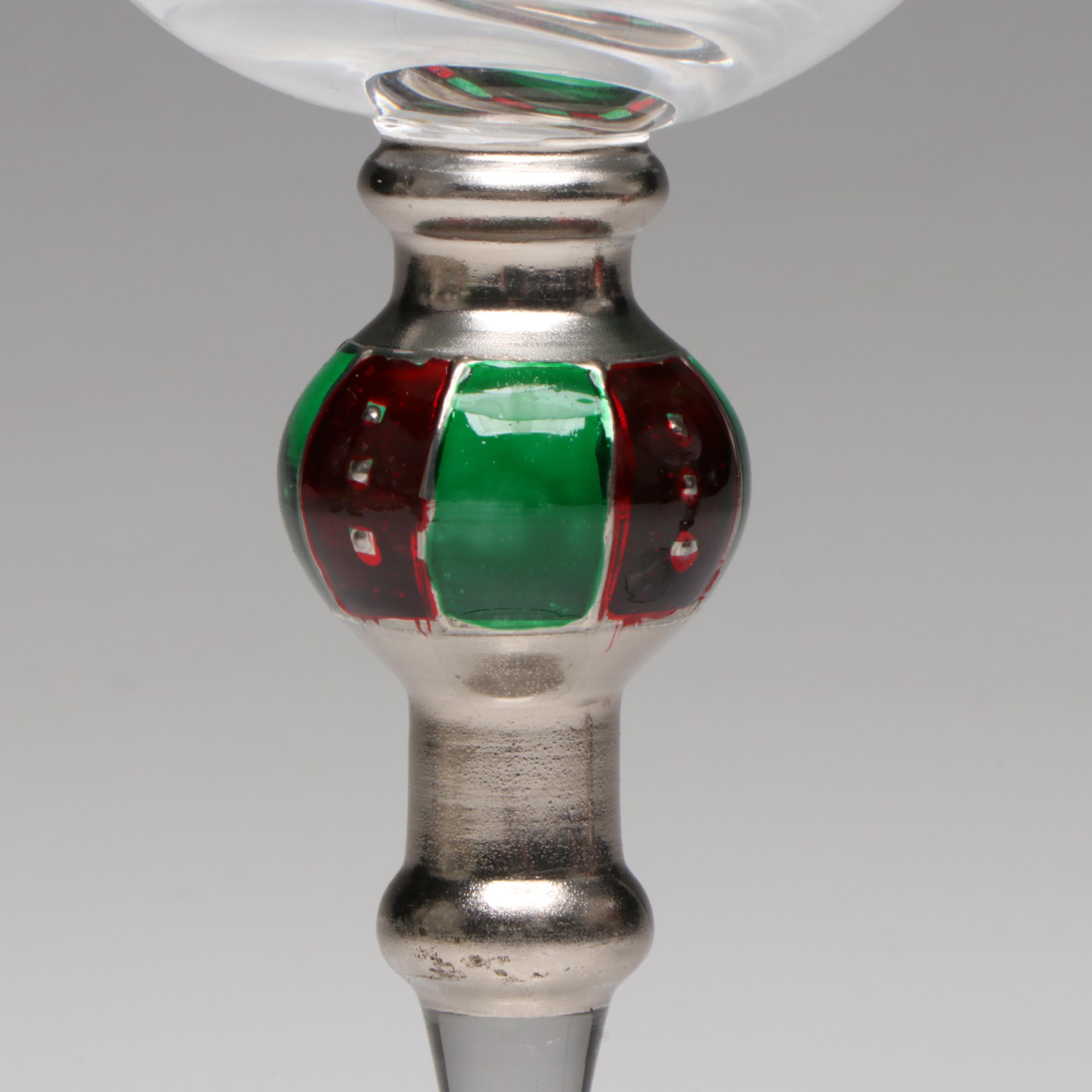 Glass Wine Glasses with Wooden Bowl and Woven Tray