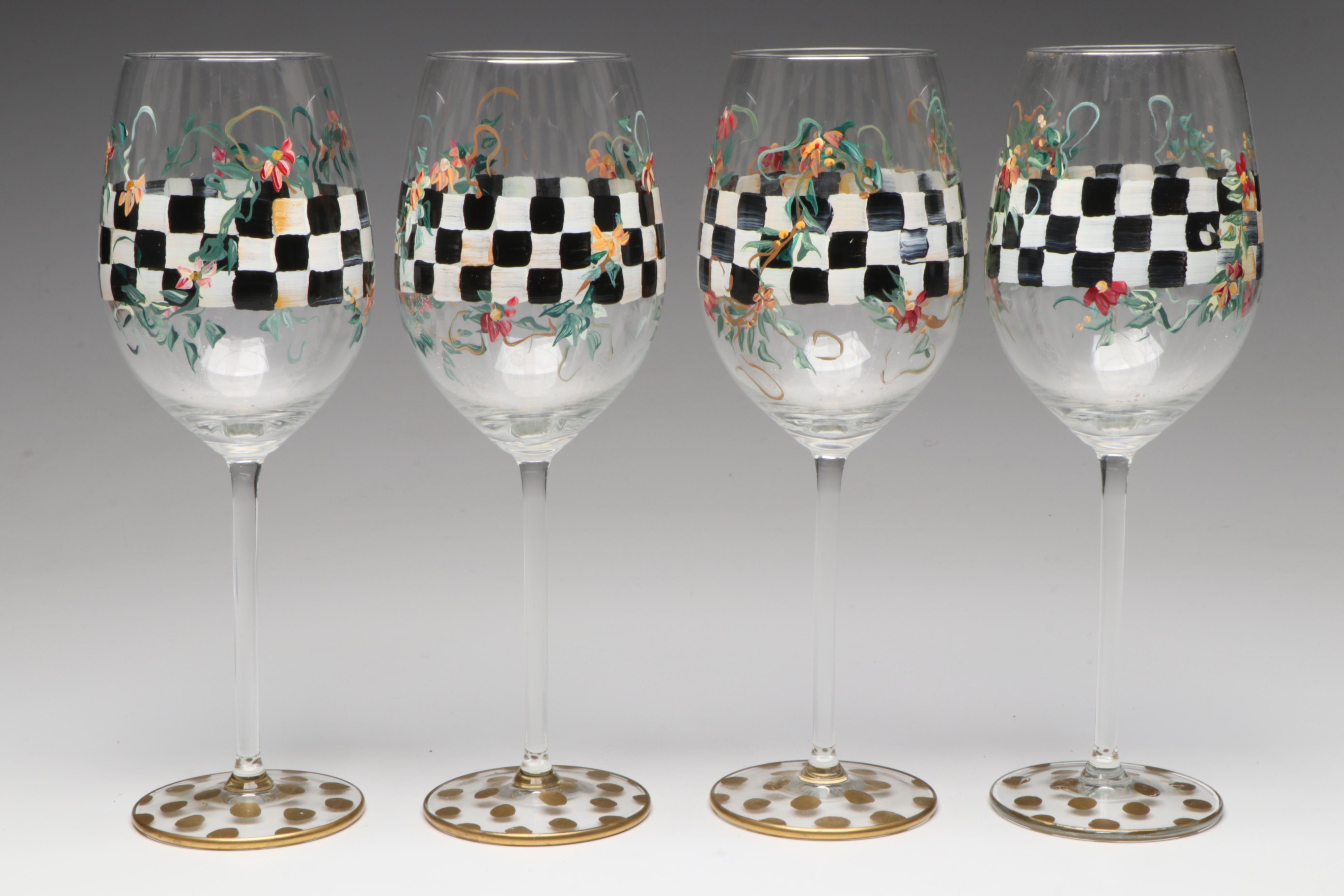 Glass Wine Glasses with Wooden Bowl and Woven Tray