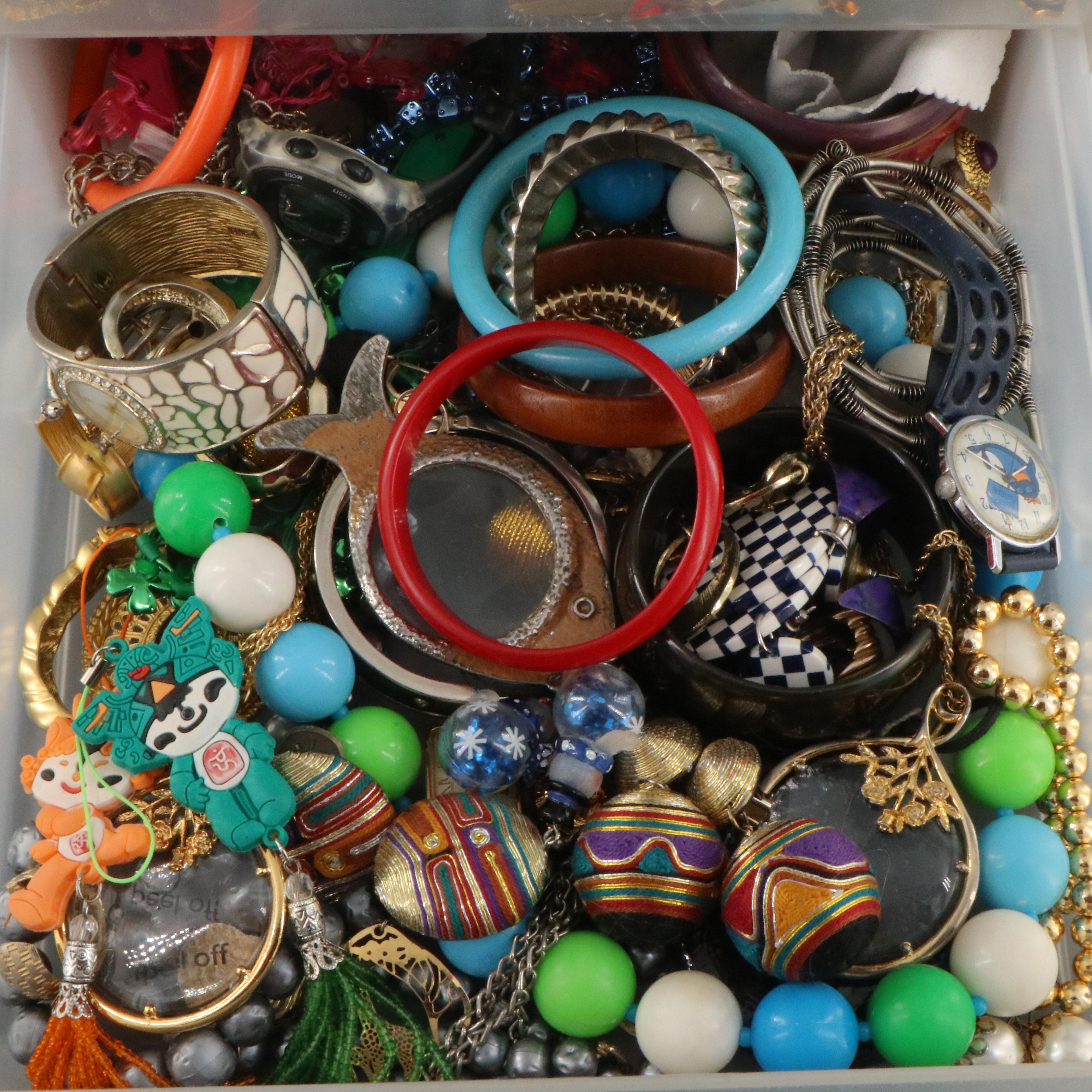 Uncommon Discoveries: Jewelry Collection