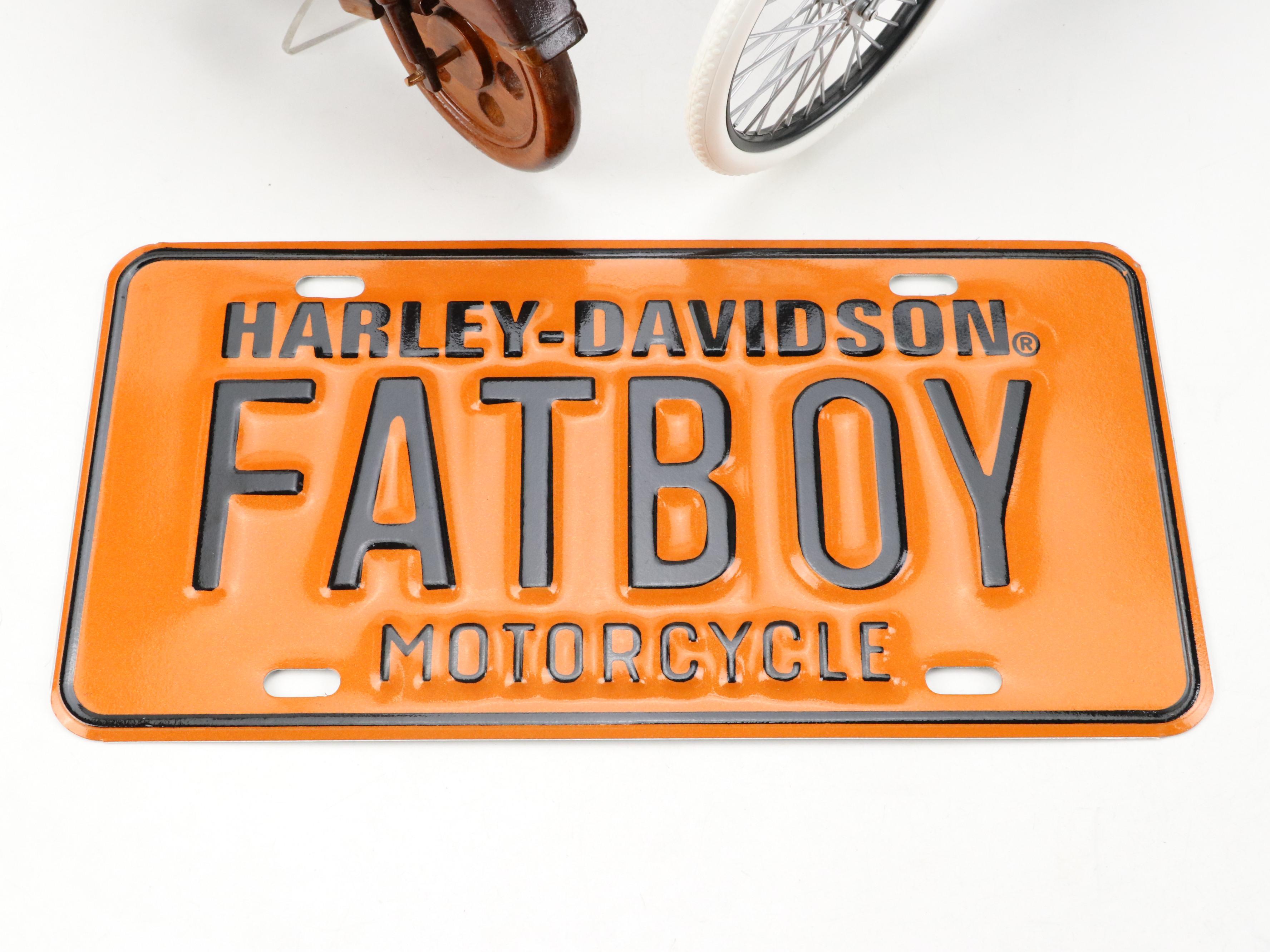 Harley-Davidson Motorcycle Models and Signs