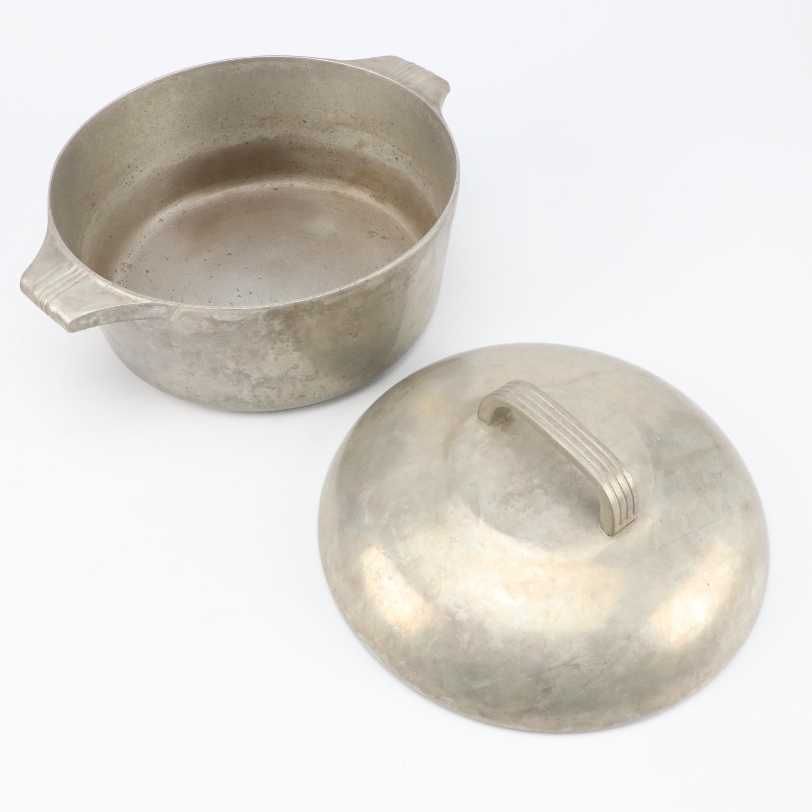 Wagner Ware and Other Aluminum Roasting Pans and Other Trivet