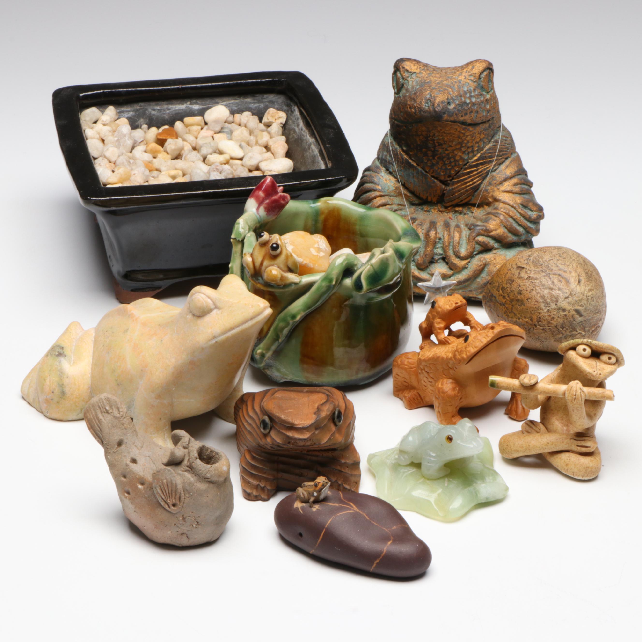 Sancai Frog & Flower Vase with Other Frog Figurines and Bonsai Planter