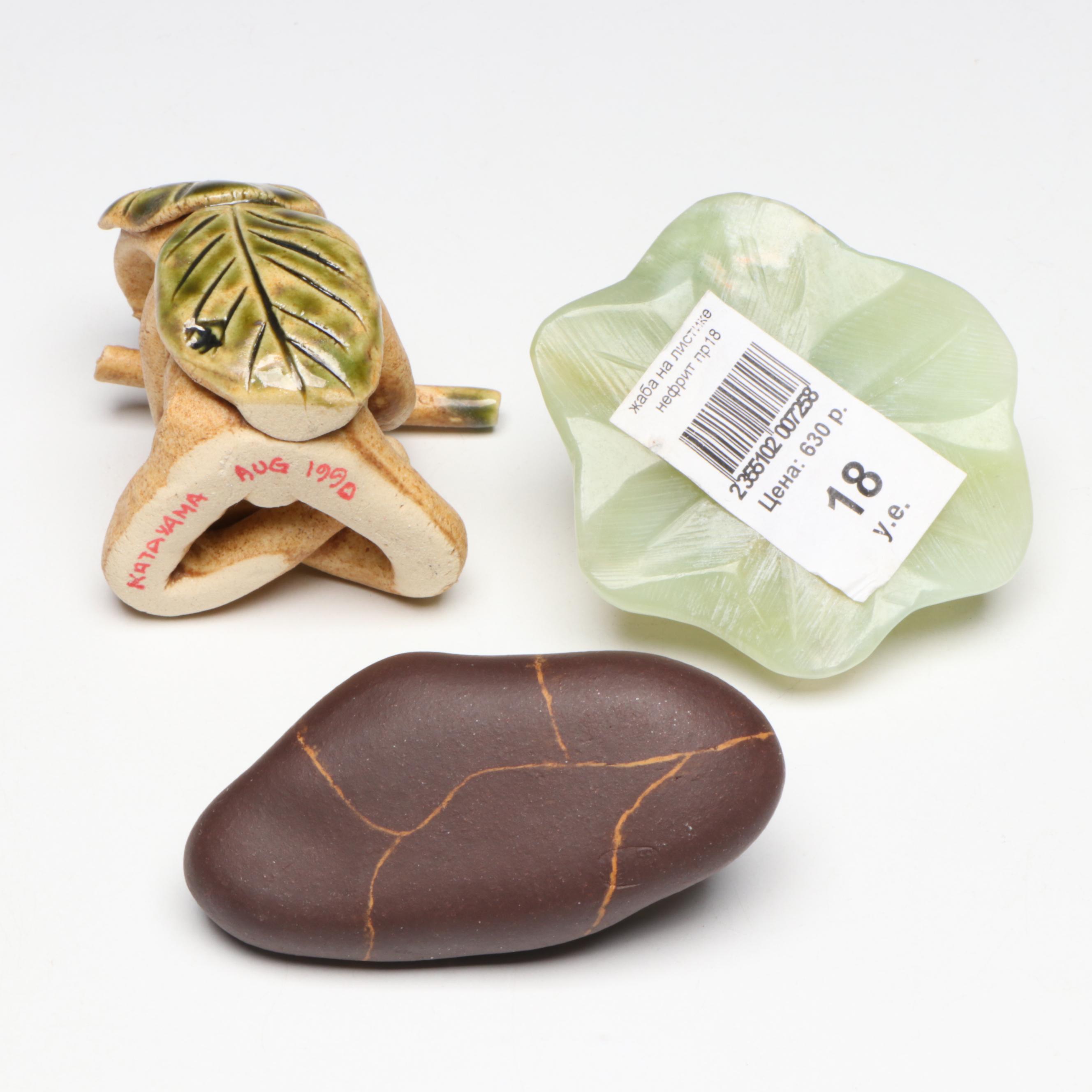 Sancai Frog & Flower Vase with Other Frog Figurines and Bonsai Planter