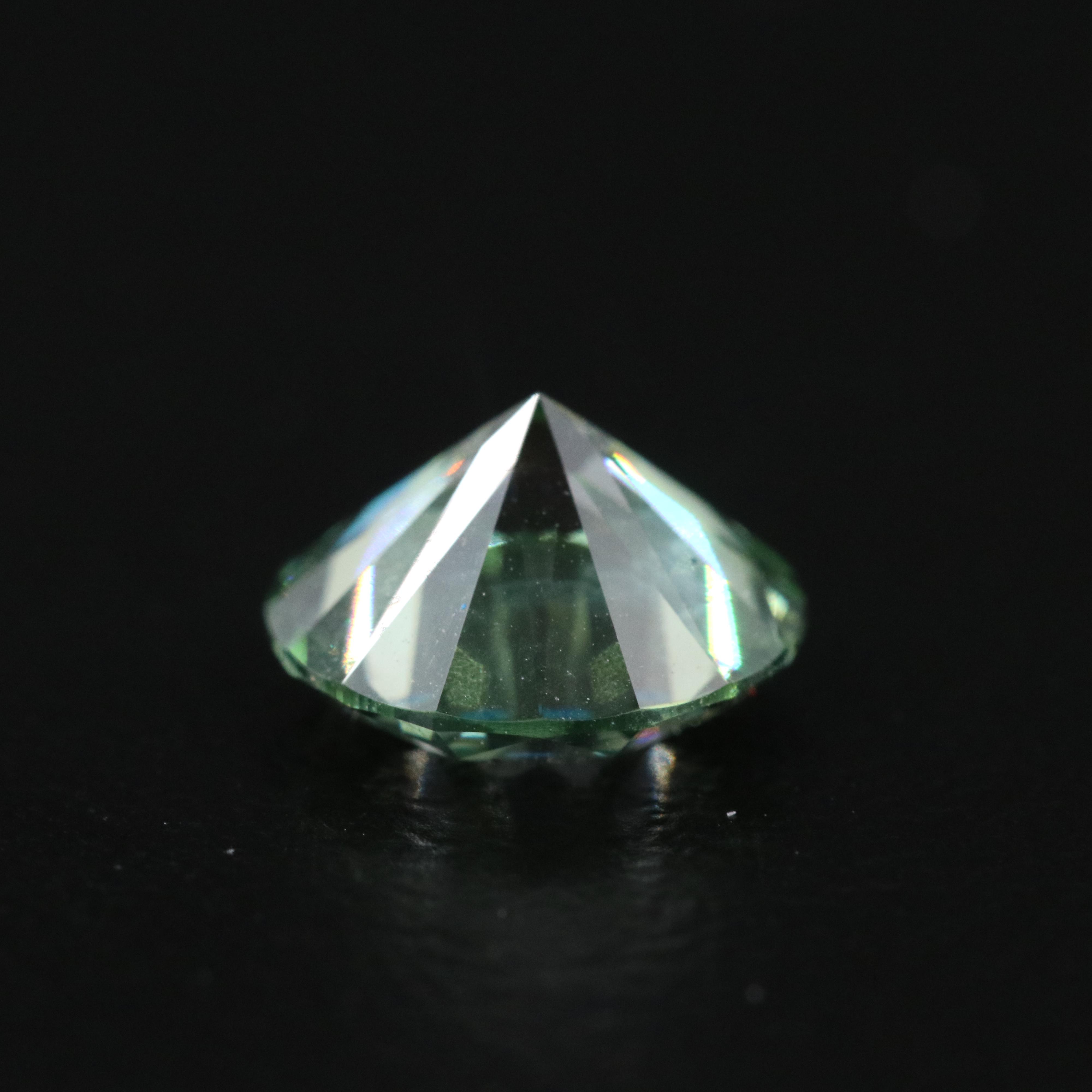 Loose 1.57 CT Lab Grown Fancy Green Diamond
