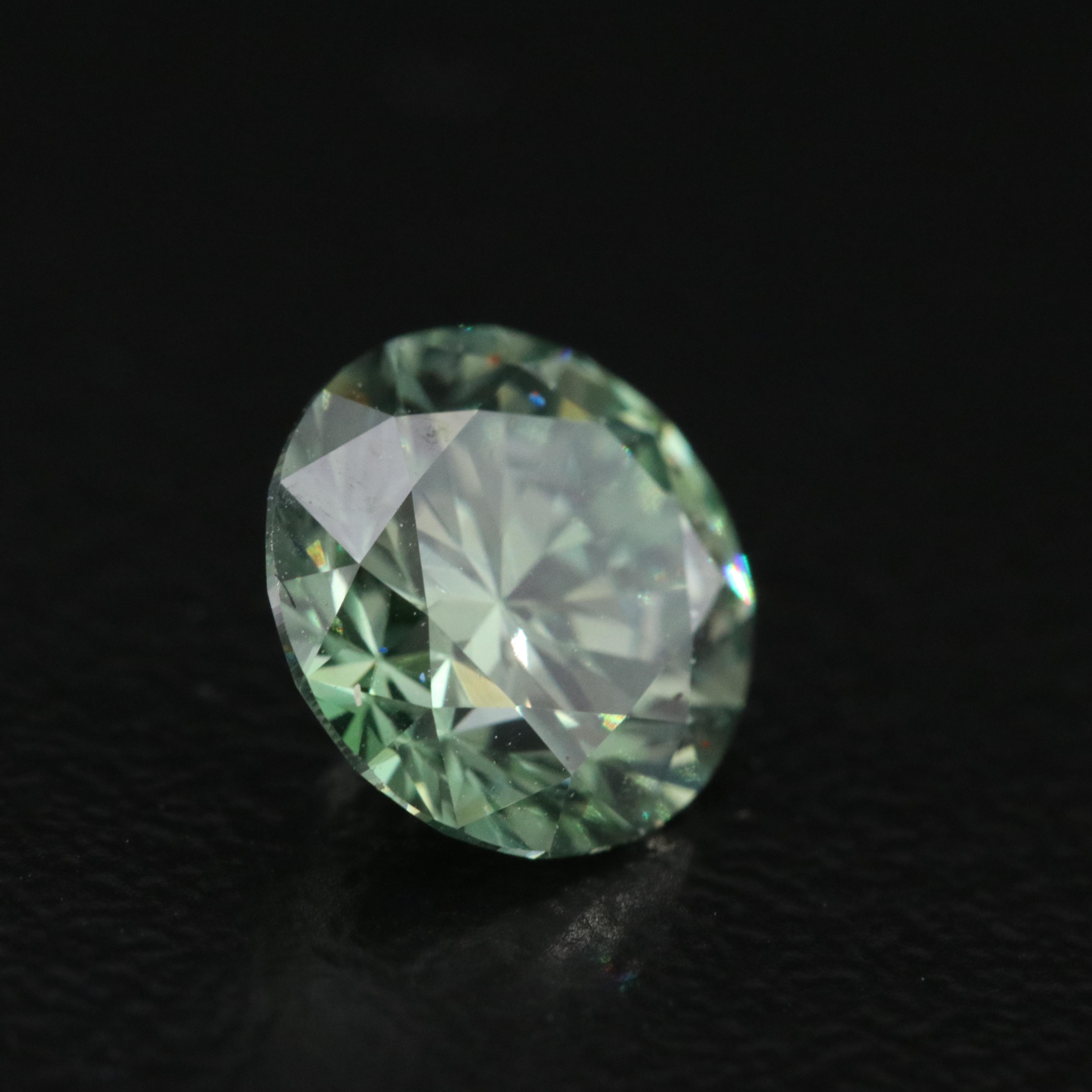 Loose 1.57 CT Lab Grown Fancy Green Diamond