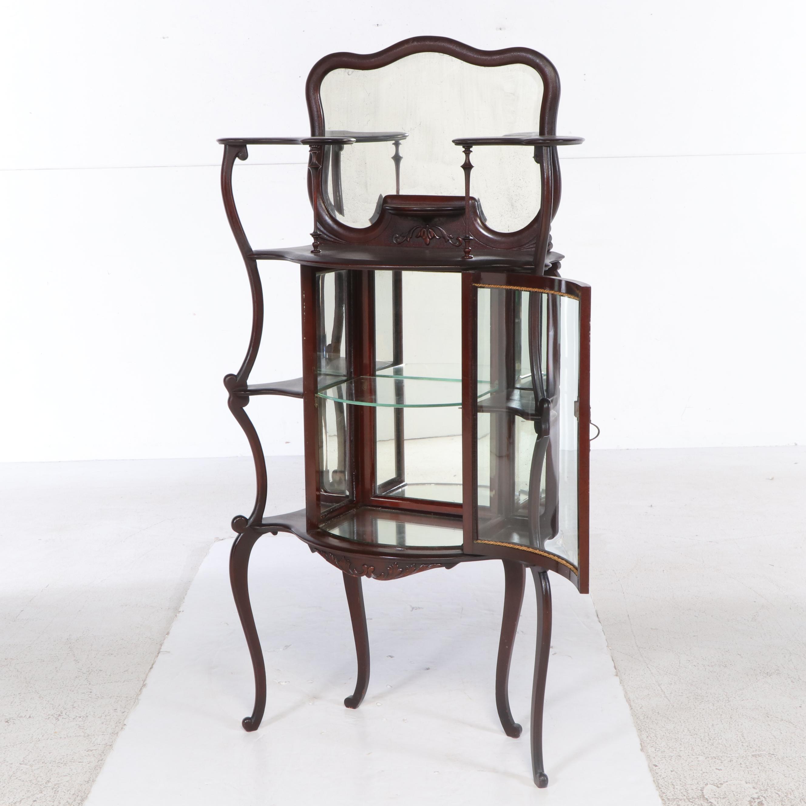 Rockford Frame & Fixture Co. Art Nouveau Mahogany Étagère, Early 20th Century