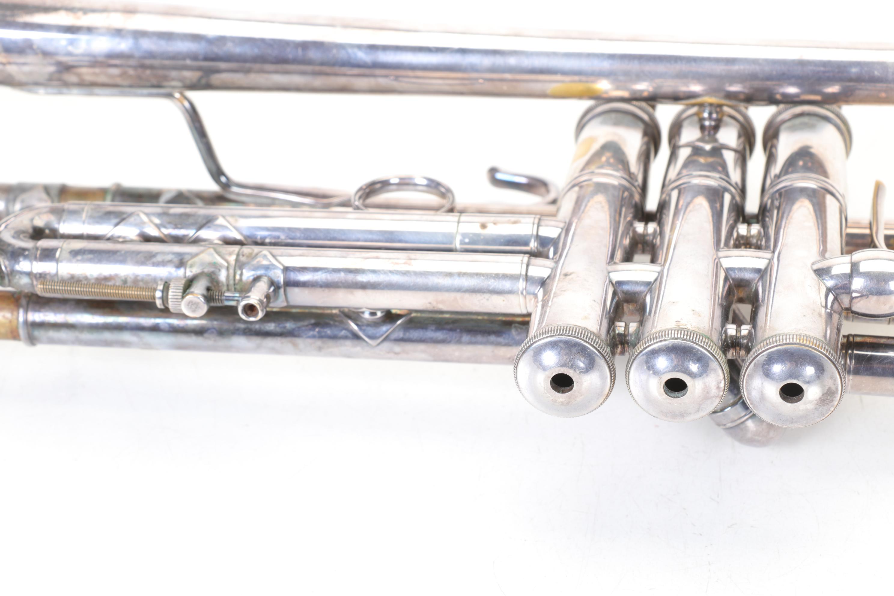 Vincent Bach Stradivarius Bb Model 43 Silver Plate Trumpet with Accessories