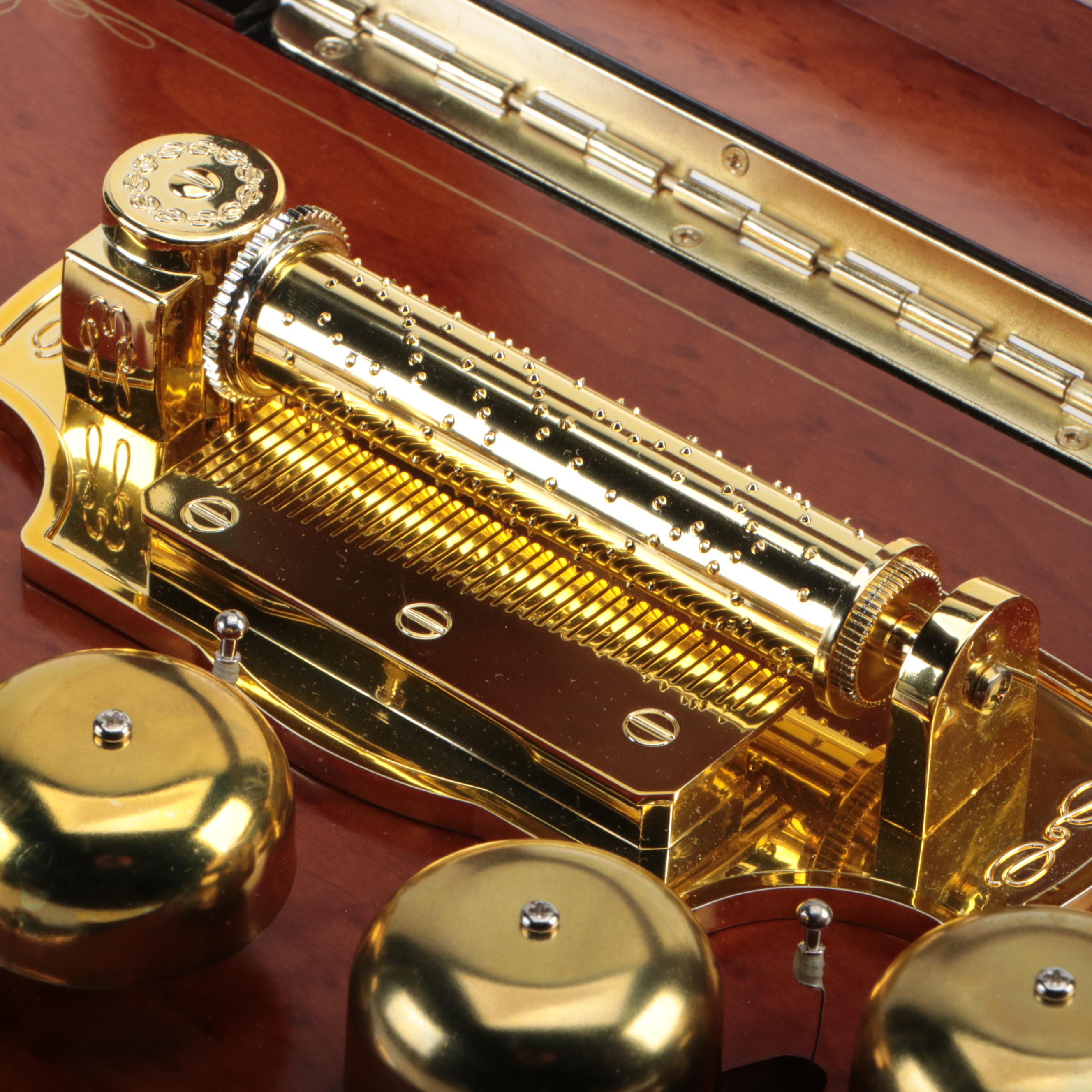 Gold Label Collection "Concertina" Wooden Music Box