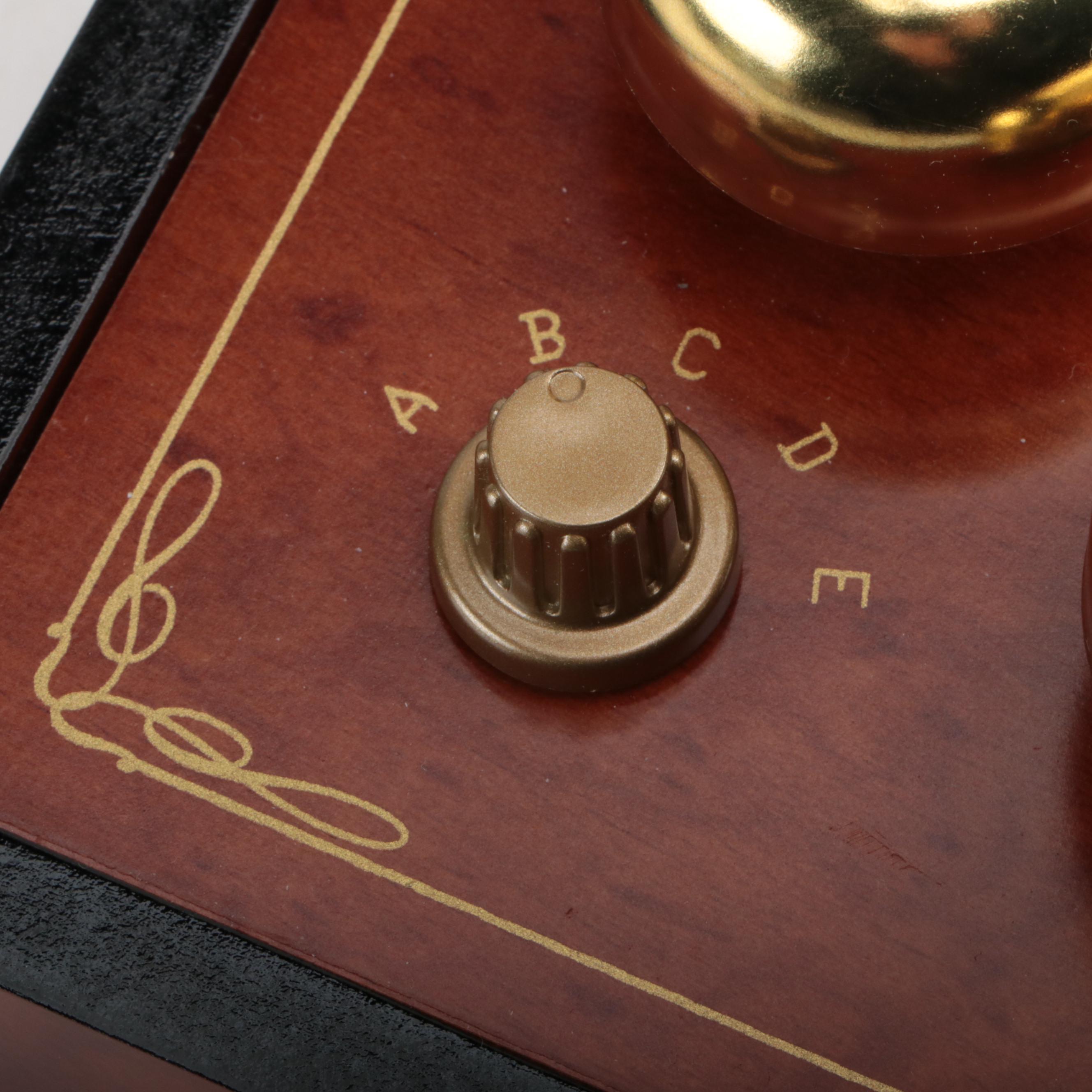 Gold Label Collection "Concertina" Wooden Music Box