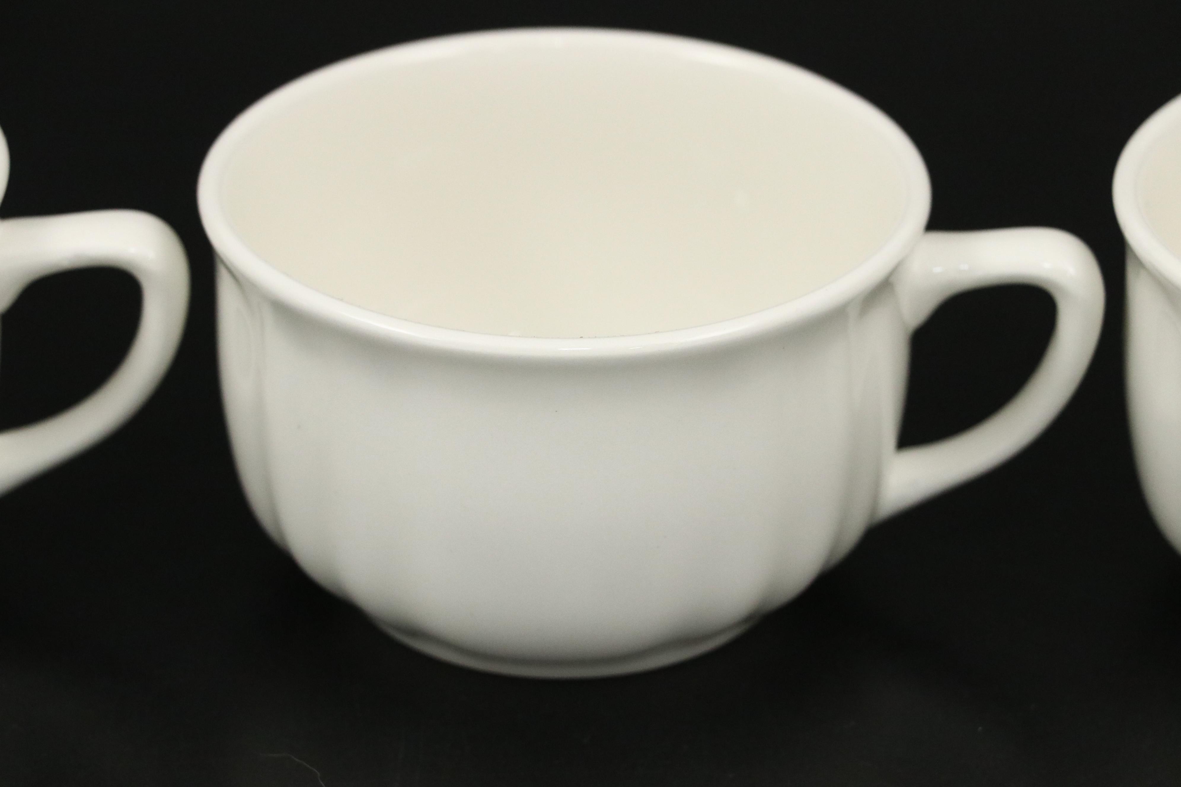 Richard Ginori "Vecchia Milano" White Ceramic Dinnerware