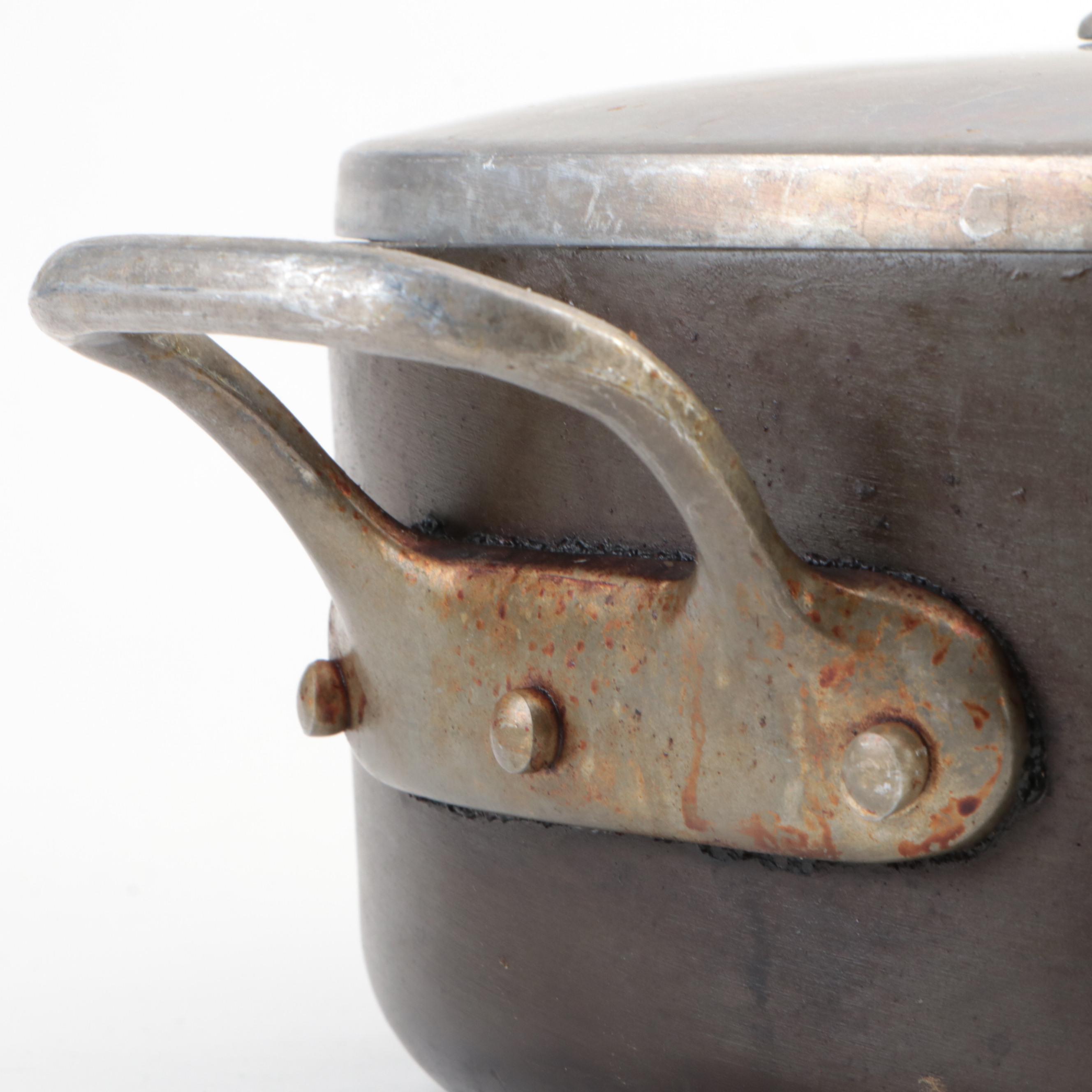 Magnalite Aluminum Skillet with Other Metal and Stoneware Cookware