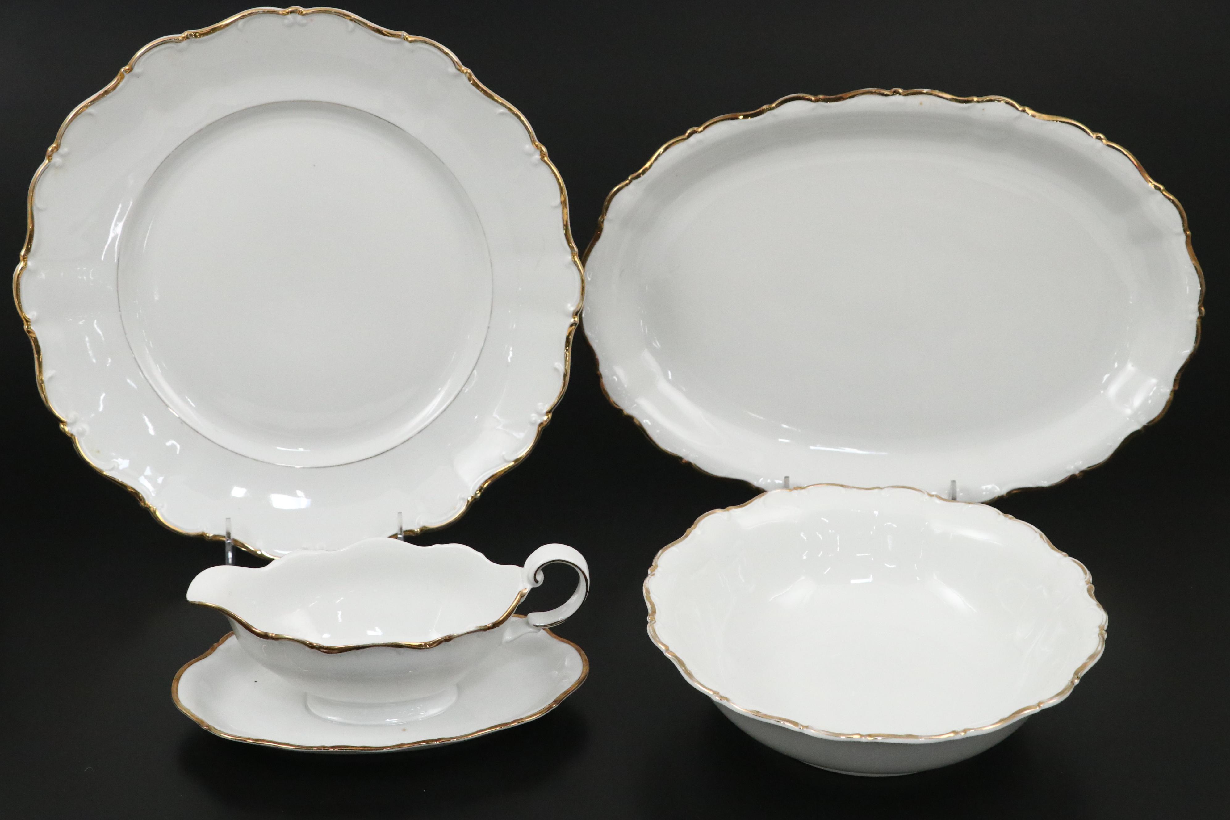 Bavarian Seltmann "State Gold" Porcelain Dinnerware, Mid-20th Century