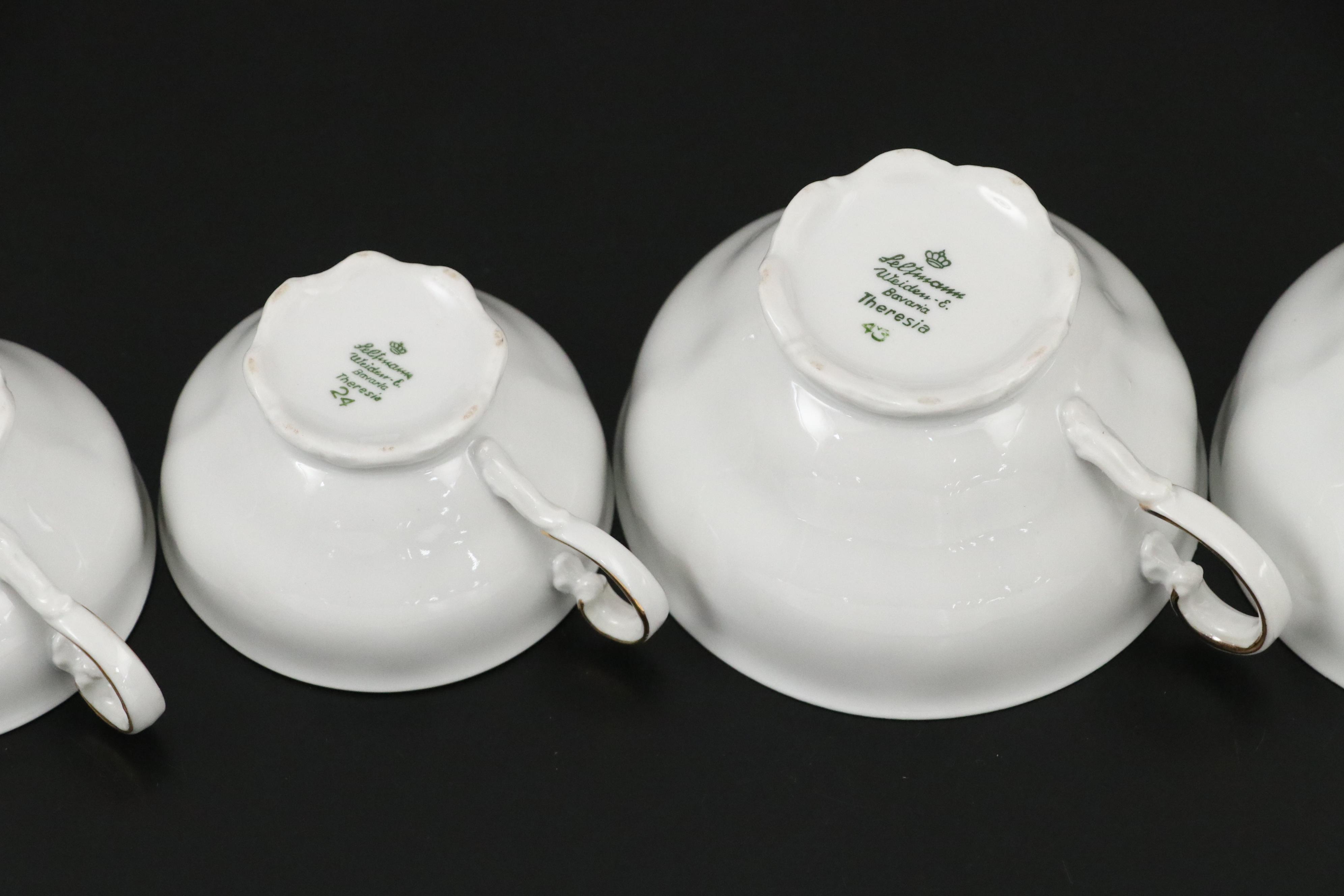 Bavarian Seltmann "State Gold" Porcelain Dinnerware, Mid-20th Century