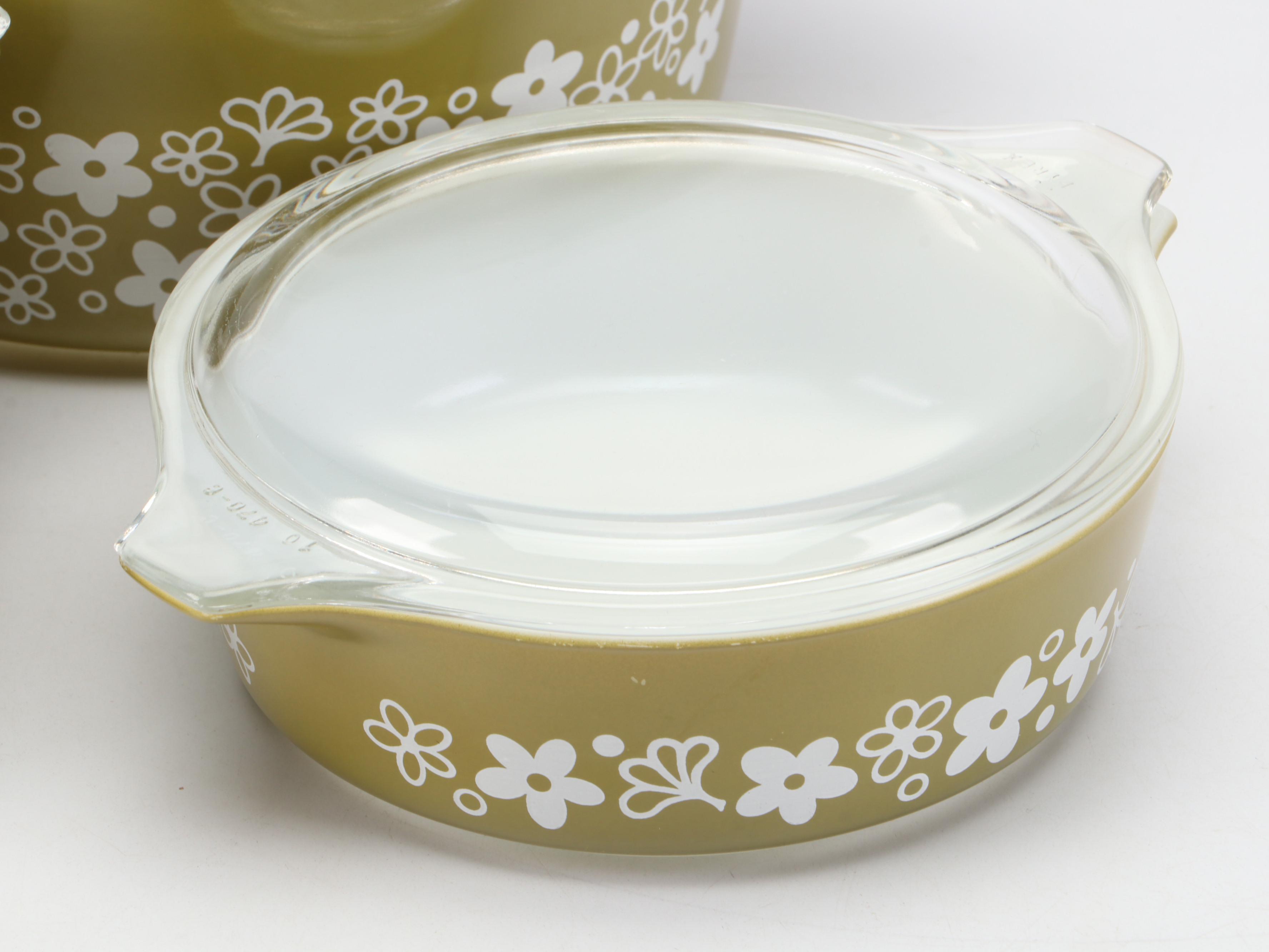 Pyrex "Crazy Daisy" Glass Mixing Bowl and Covered Baking Dishes, 1979-1981