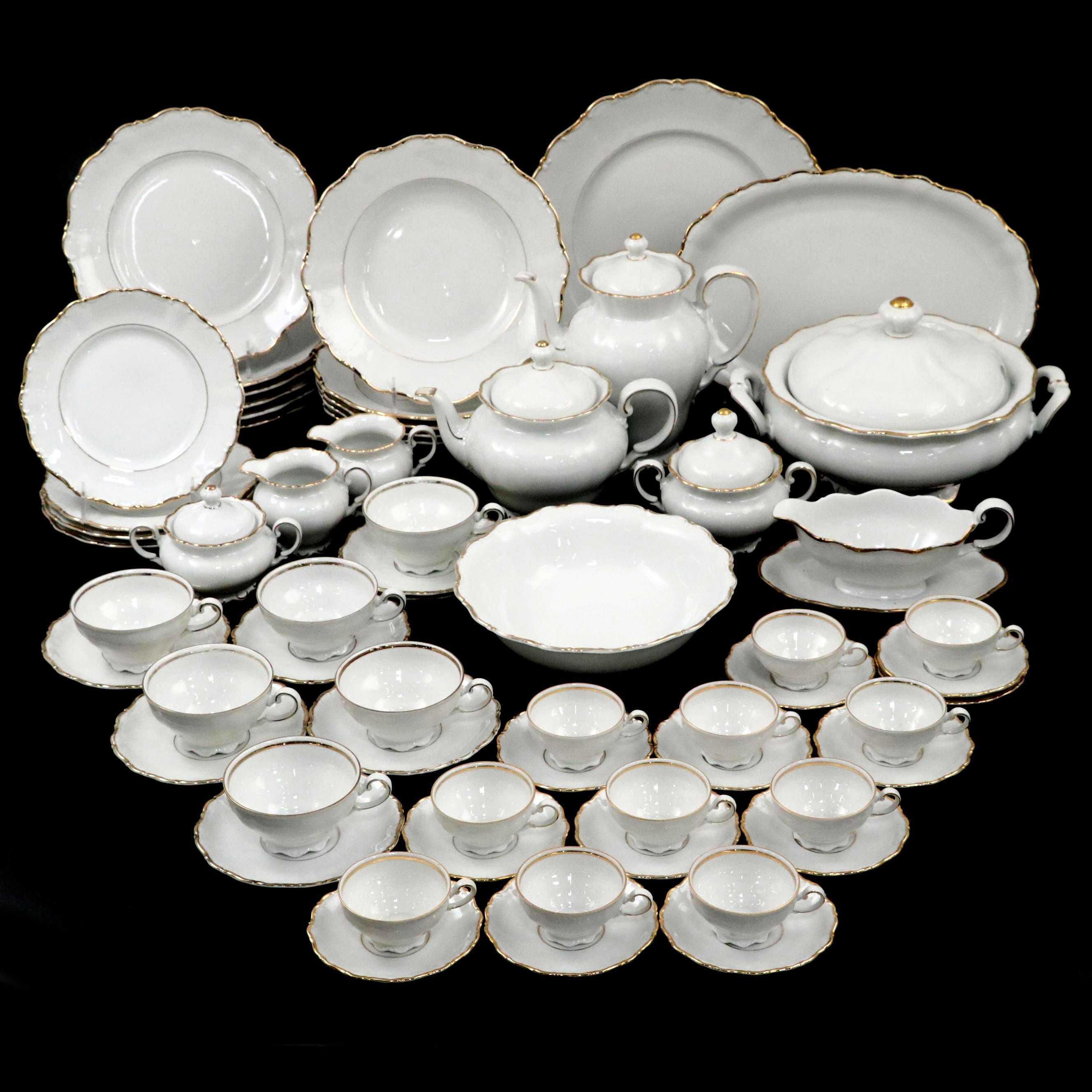 Bavarian Seltmann "State Gold" Porcelain Dinnerware, Mid-20th Century