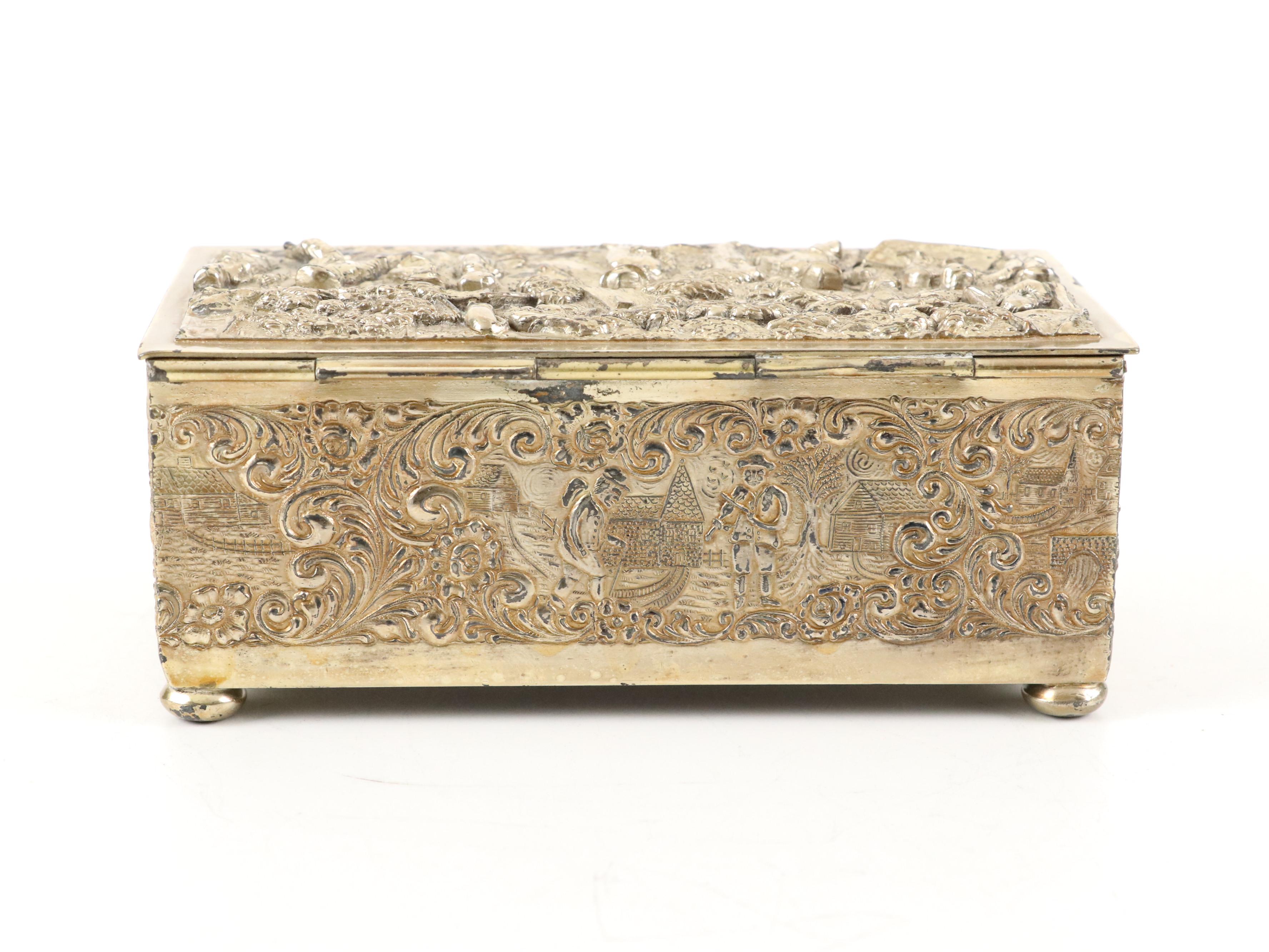 Barbour Silver Co. Silver Plate Repoussé Lidded Box, Late 19th-Early 20th C.