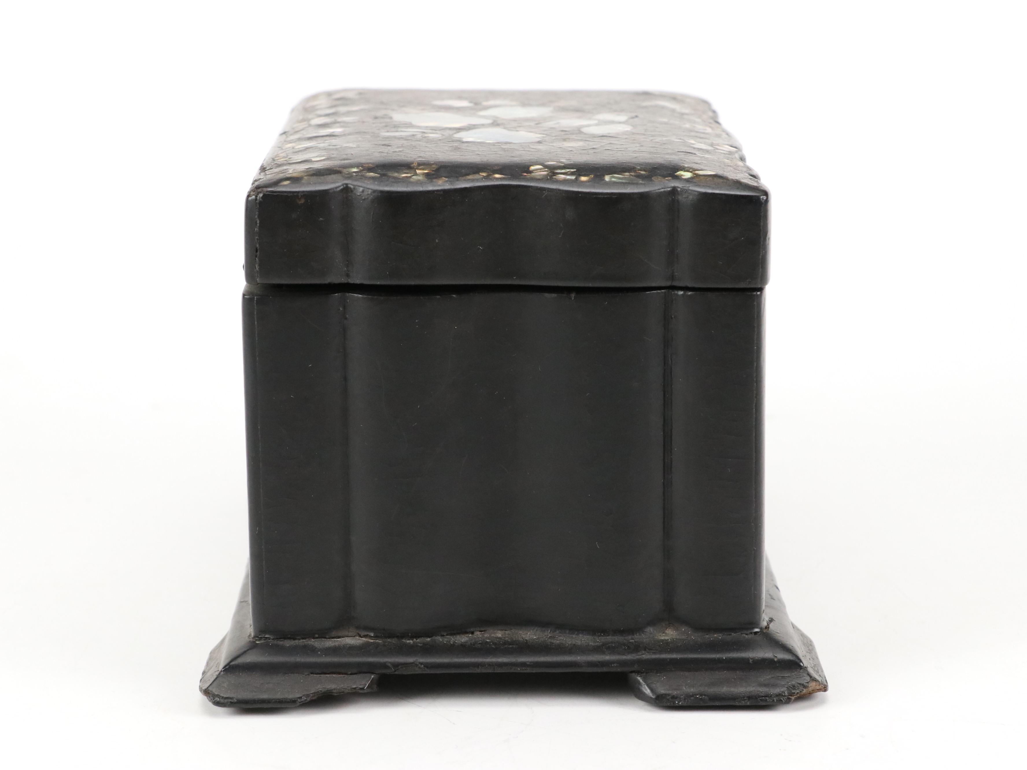 Victorian Abalone Inlaid Lacquerware Tea Caddy, 19th Century