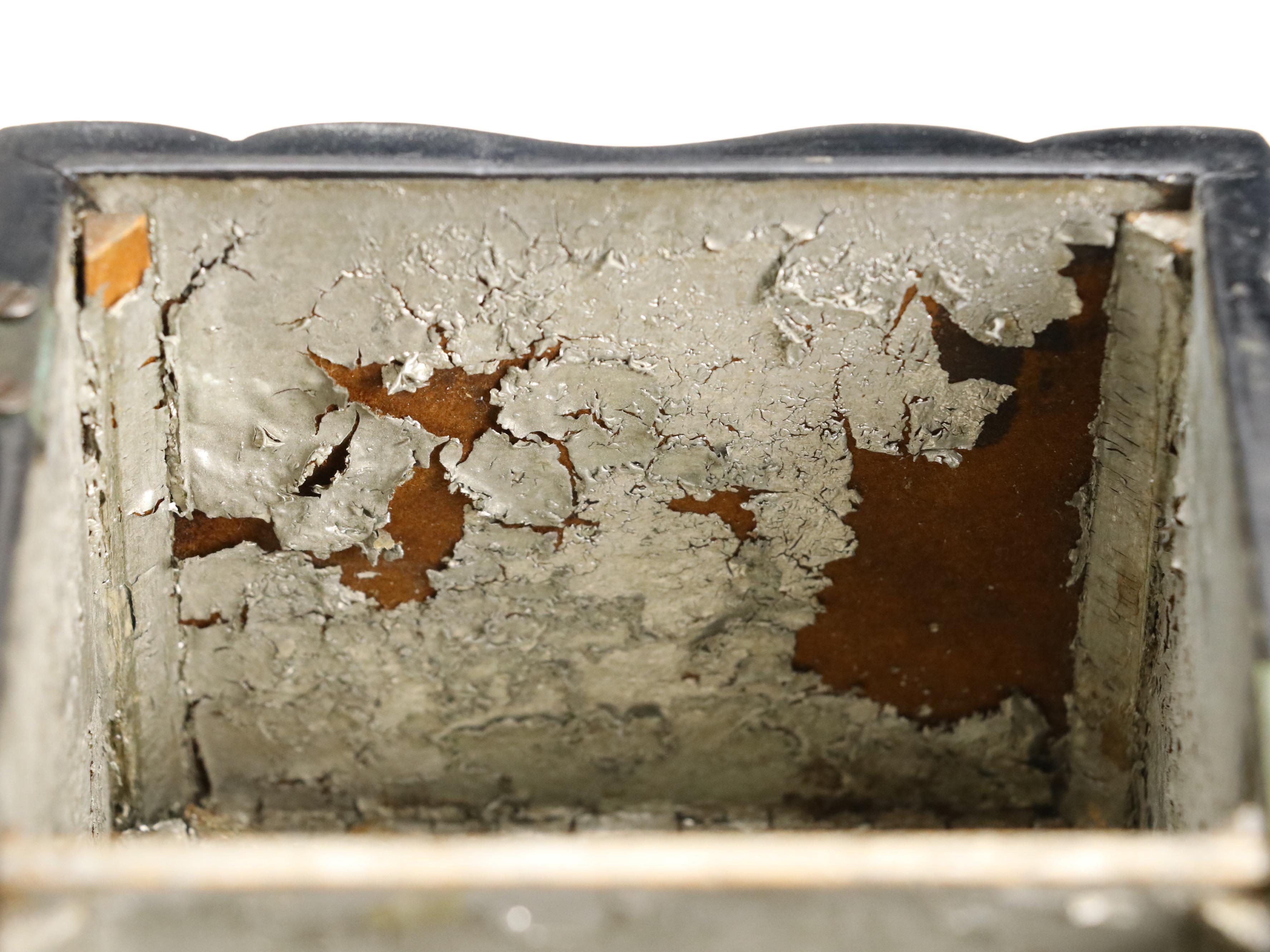 Victorian Abalone Inlaid Lacquerware Tea Caddy, 19th Century