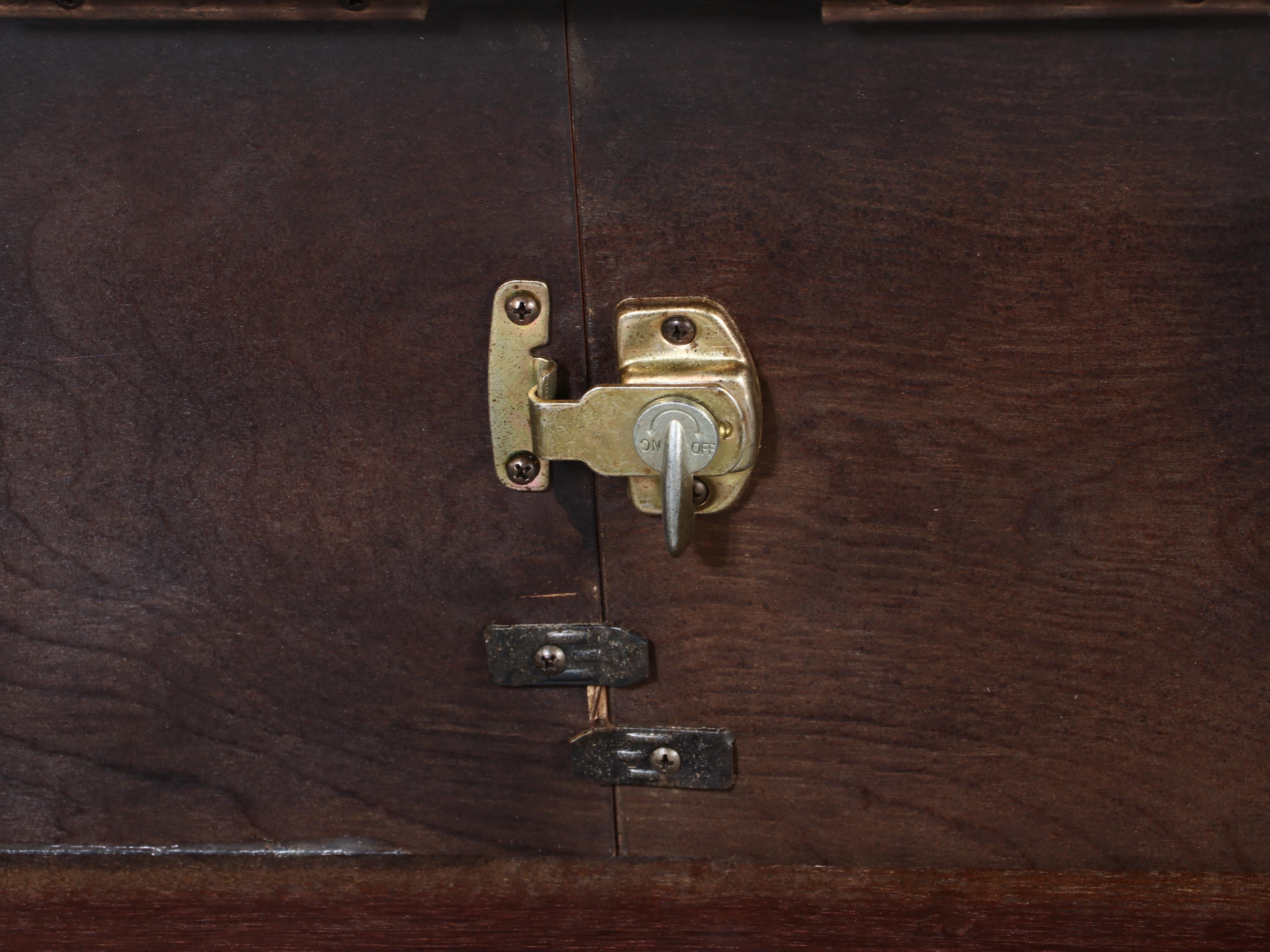 Ashley Furniture Contemporary Mahogany Finish Wood Trestle Dining Table