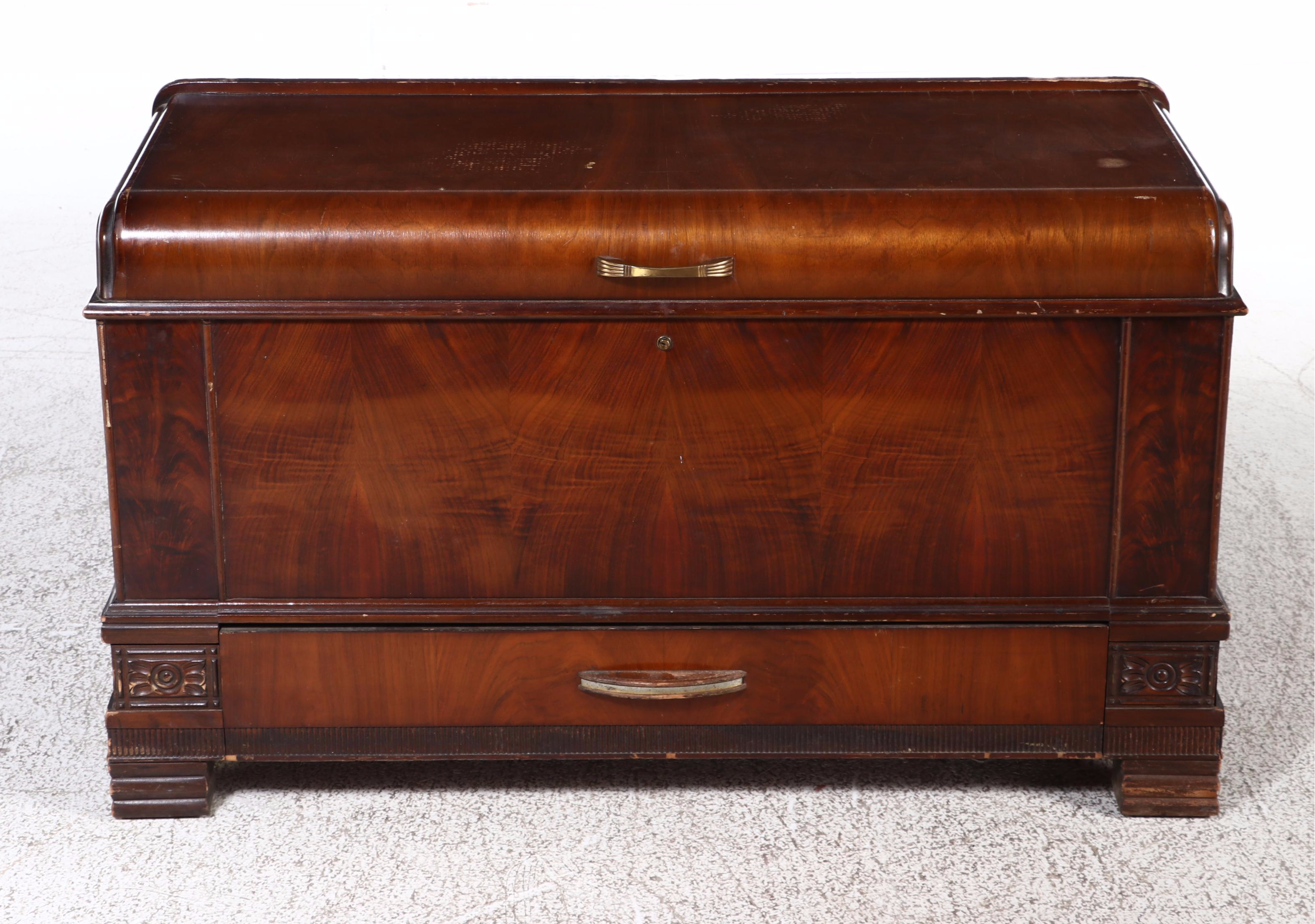 Ed. Roos Company Art Deco Waterfall Blanket Chest, Early 20th Century