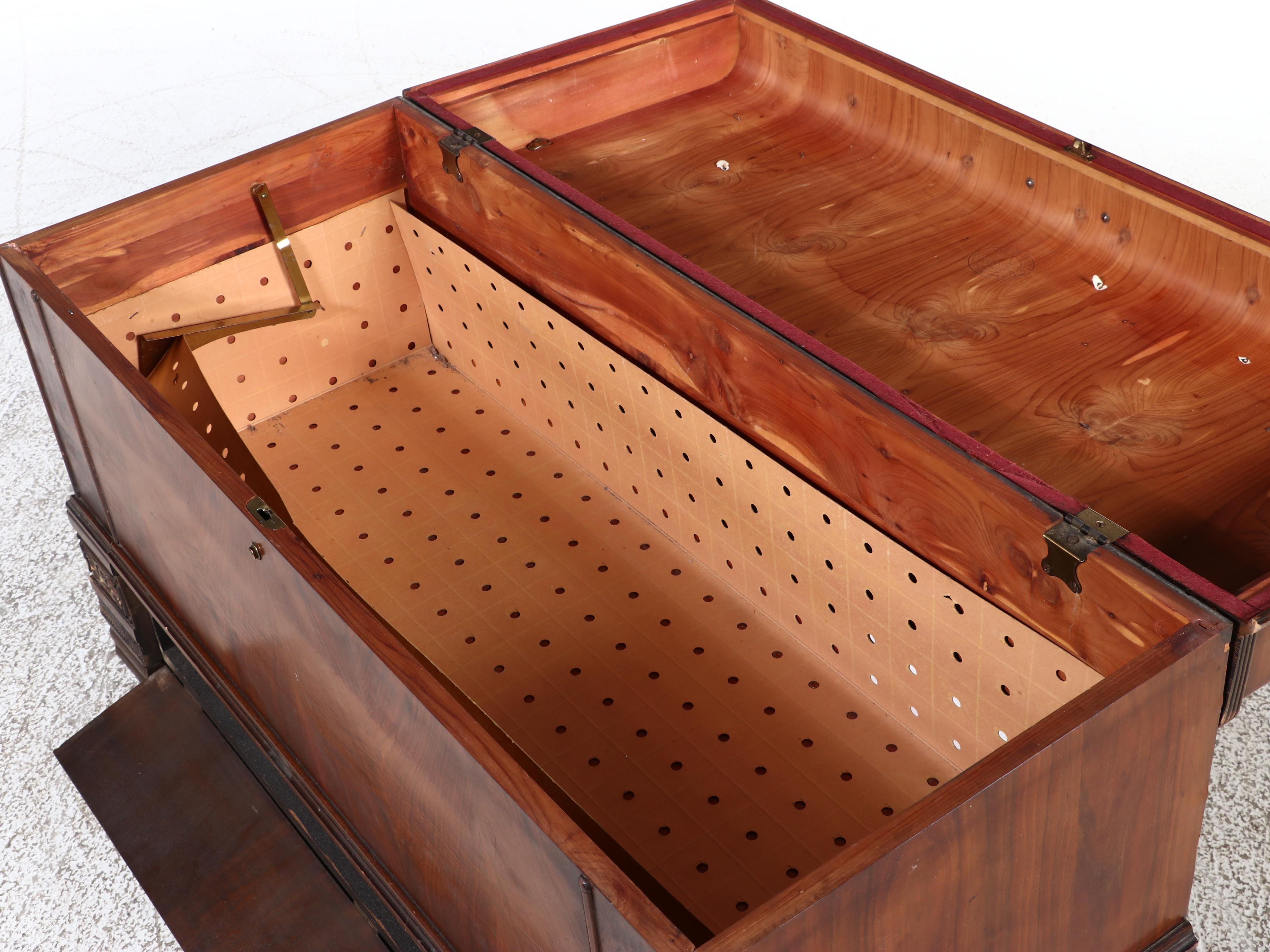 Ed. Roos Company Art Deco Waterfall Blanket Chest, Early 20th Century