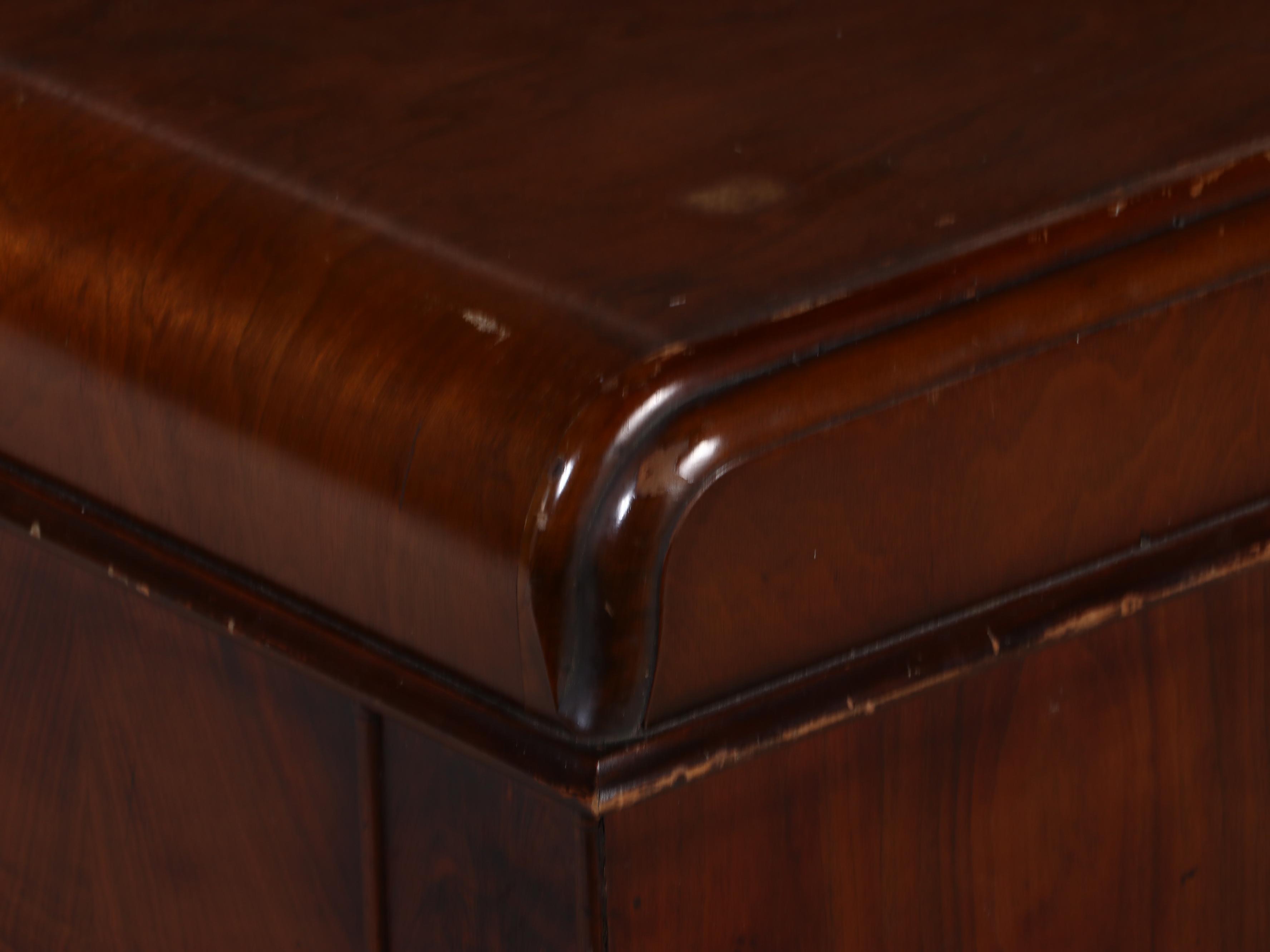 Ed. Roos Company Art Deco Waterfall Blanket Chest, Early 20th Century