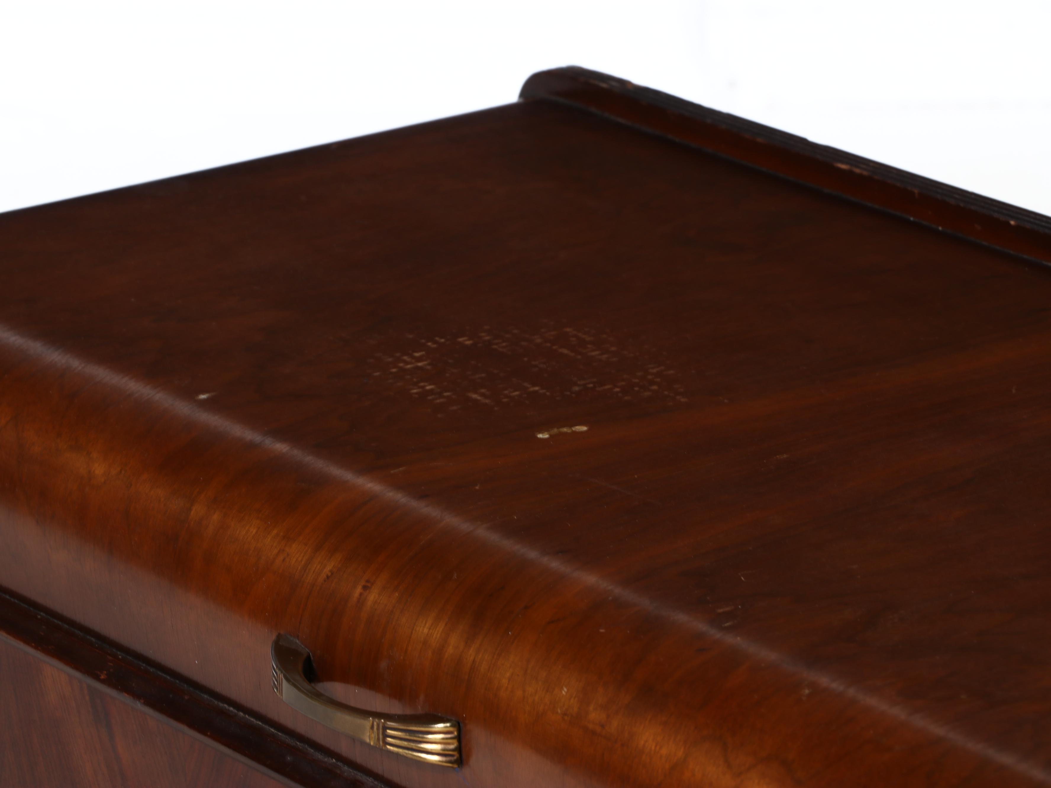 Ed. Roos Company Art Deco Waterfall Blanket Chest, Early 20th Century