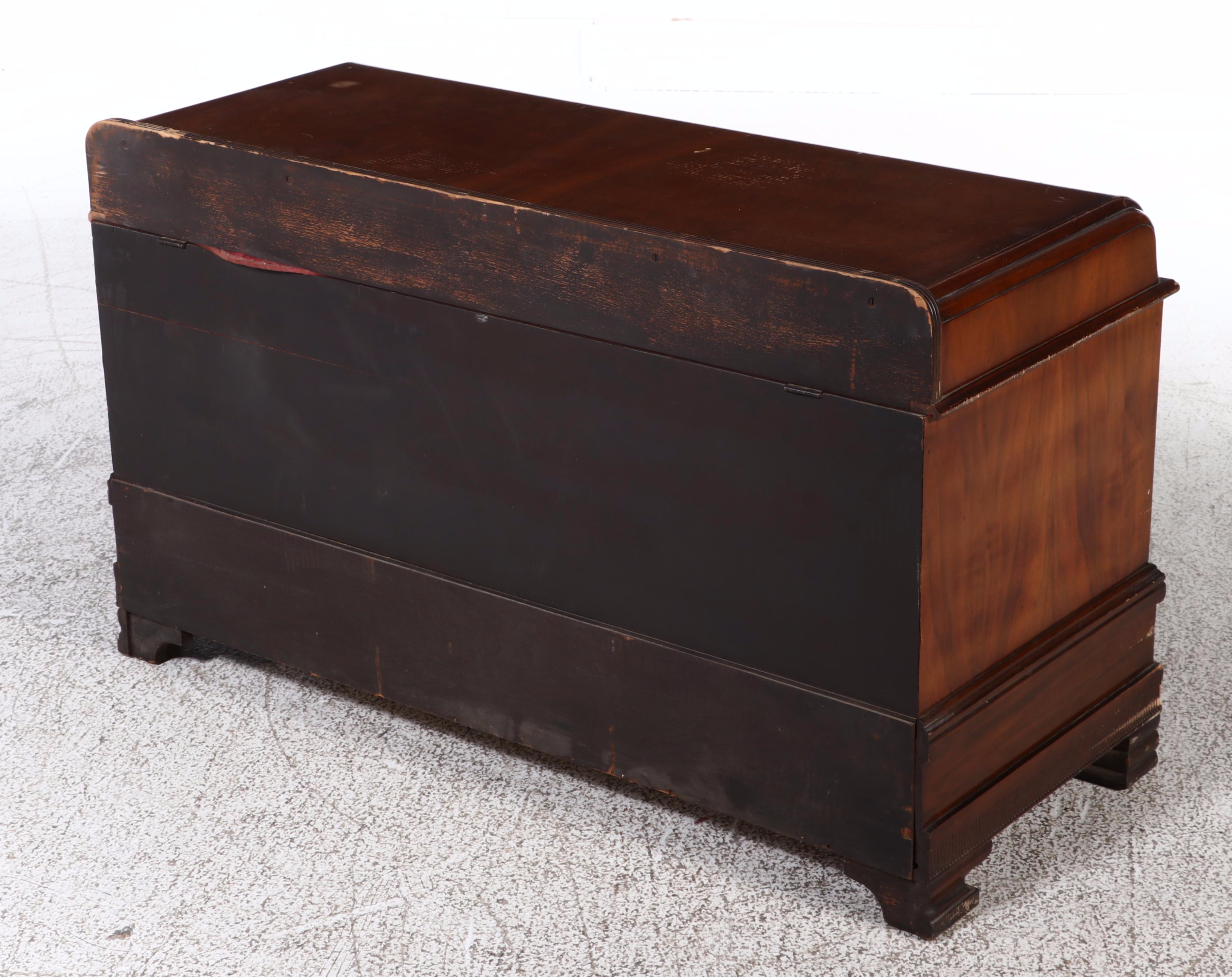 Ed. Roos Company Art Deco Waterfall Blanket Chest, Early 20th Century