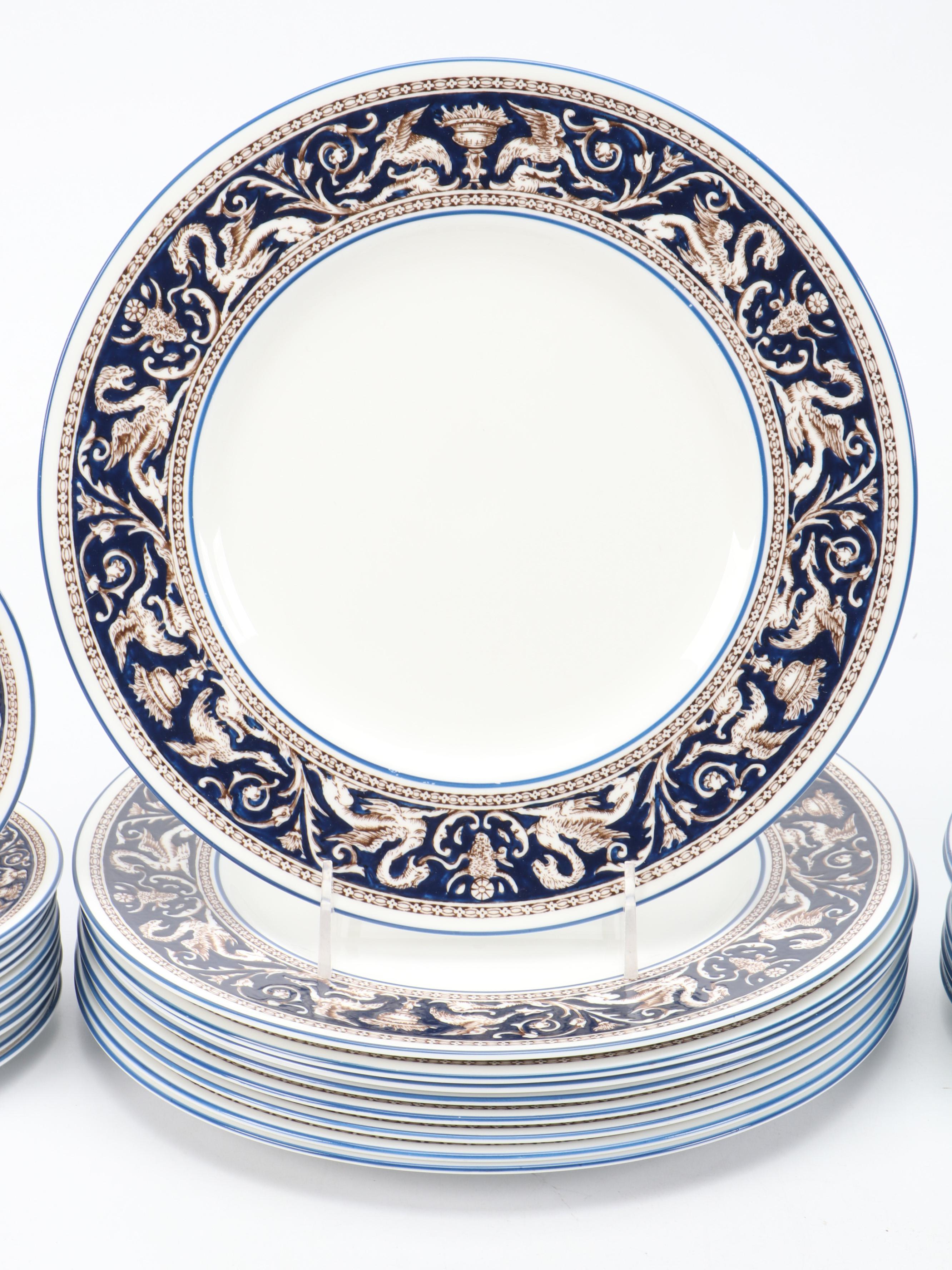 Wedgwood English Bone China "Florentine" Dinnerware, 20th Century