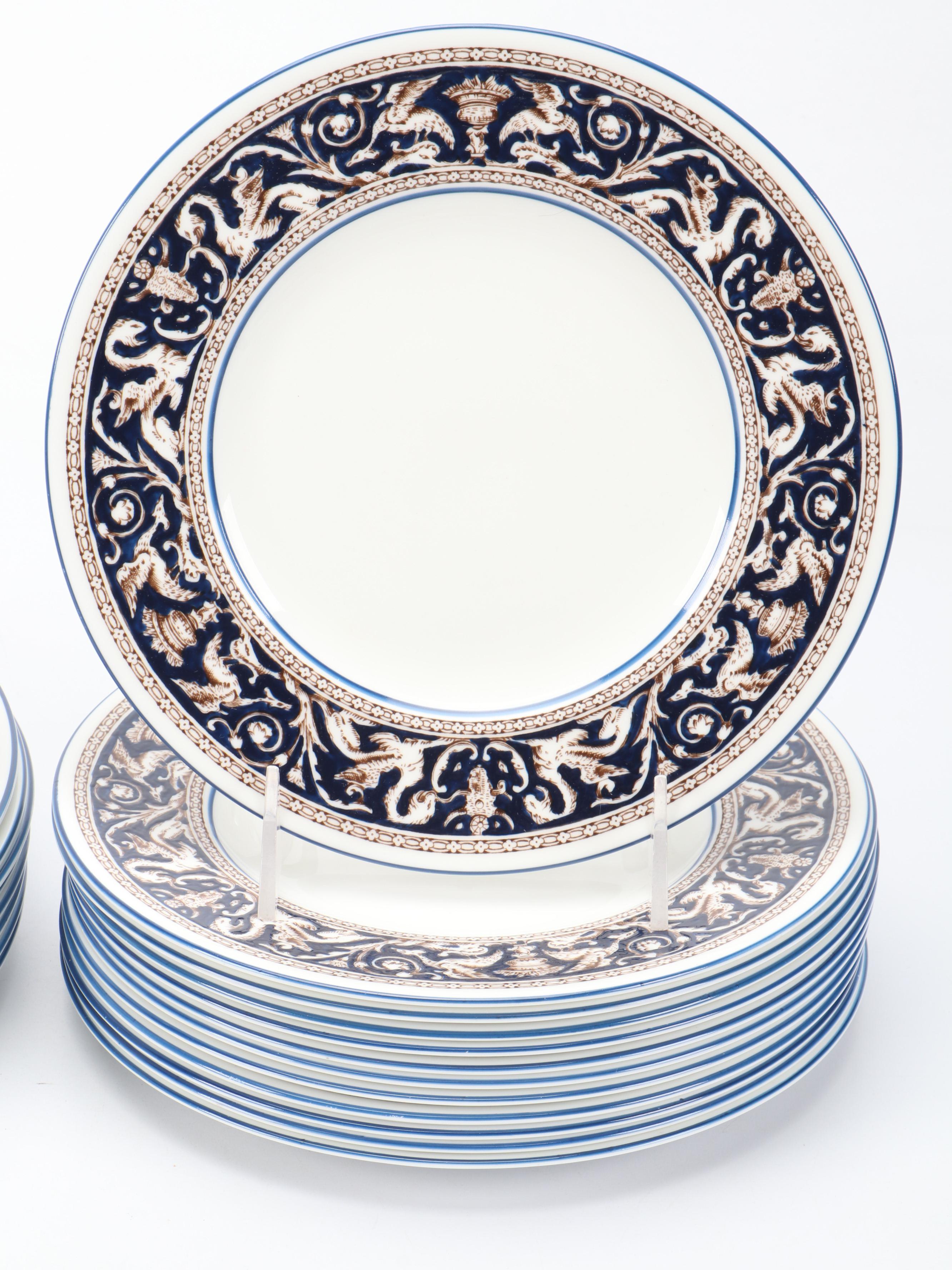 Wedgwood English Bone China "Florentine" Dinnerware, 20th Century