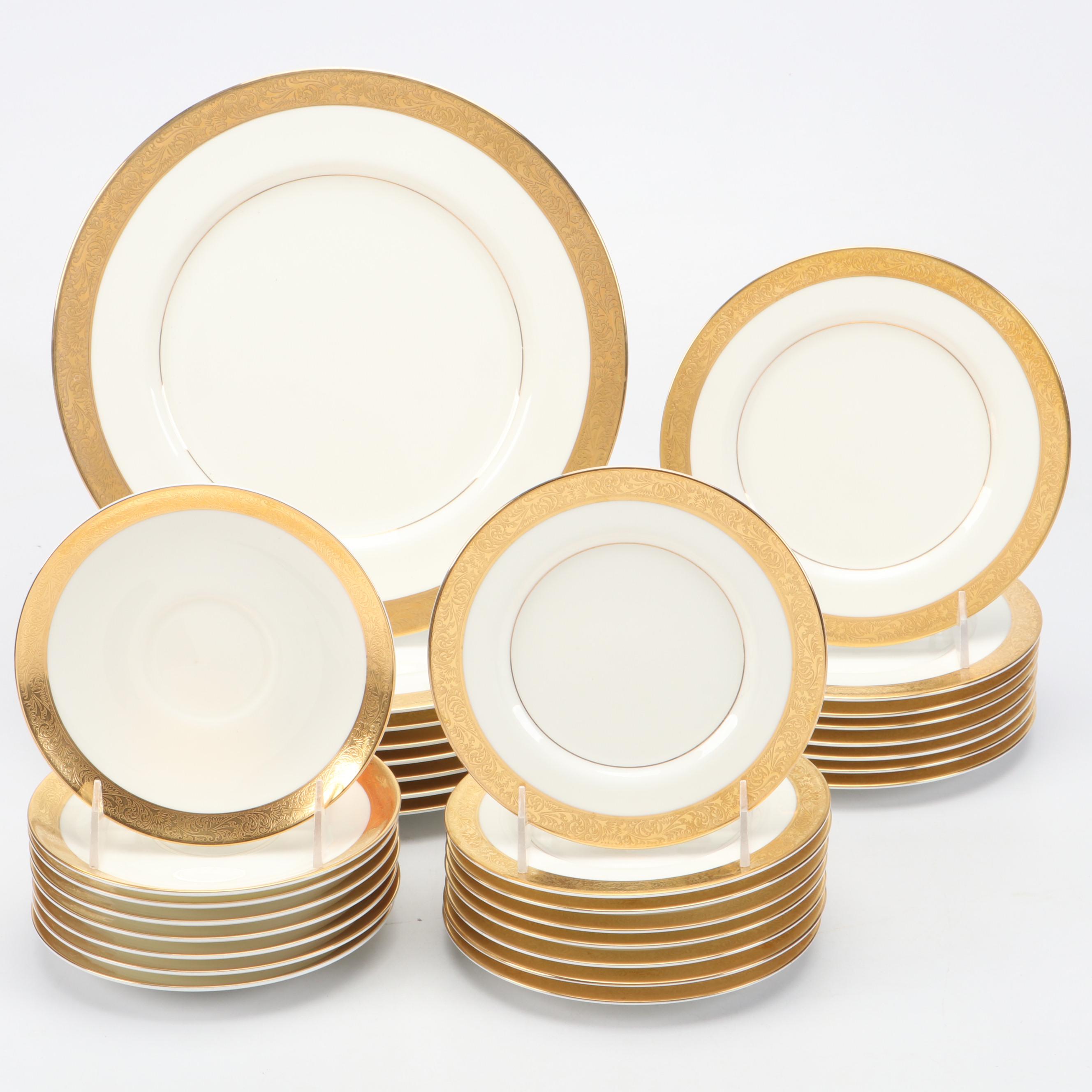 Mikasa "Harrow" Bone China Dinnerware, 1971–1996