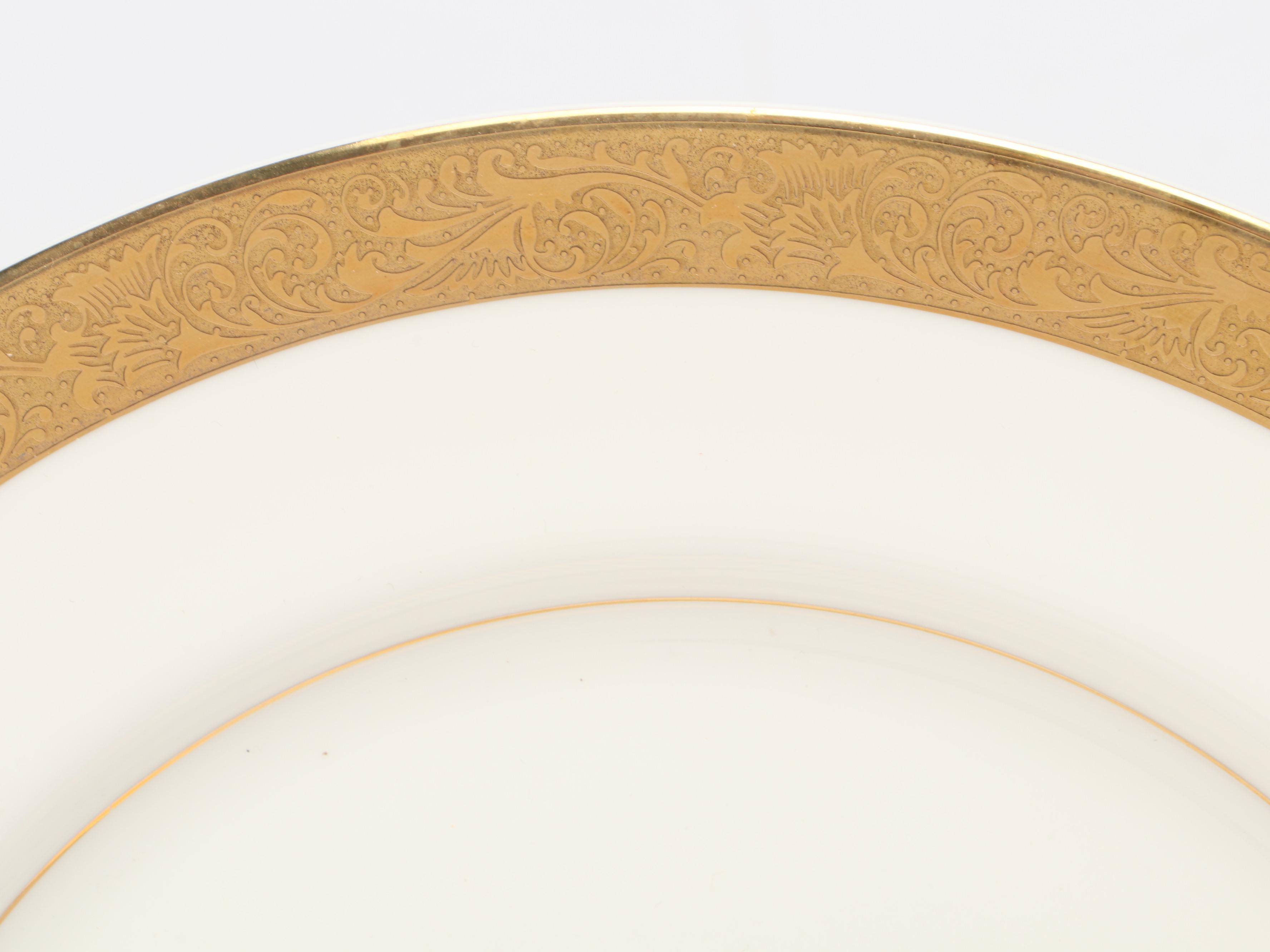 Mikasa "Harrow" Bone China Dinnerware, 1971–1996
