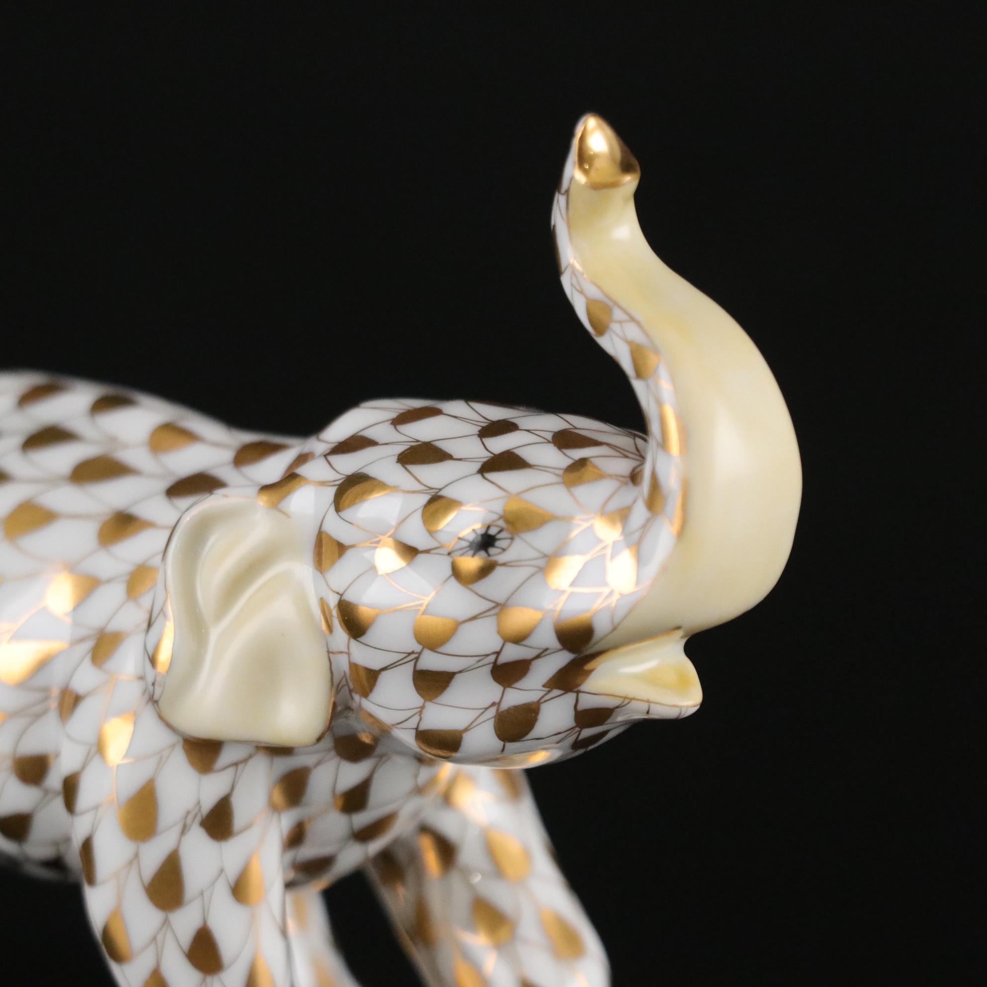 Herend Guild Smithsonian Institution Hand Painted Gold Fishnet Elephant, 2001