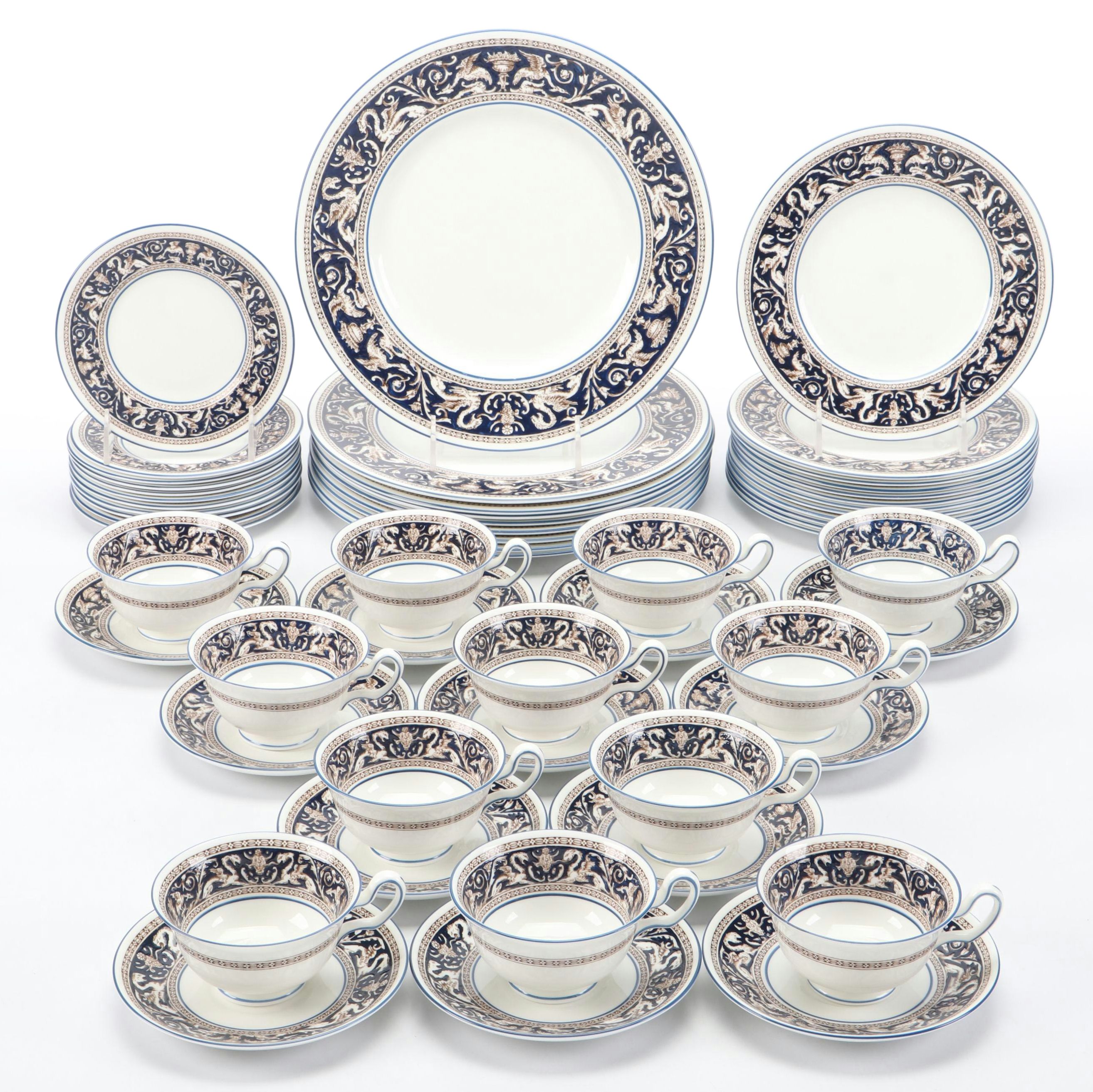 Wedgwood English Bone China "Florentine" Dinnerware, 20th Century