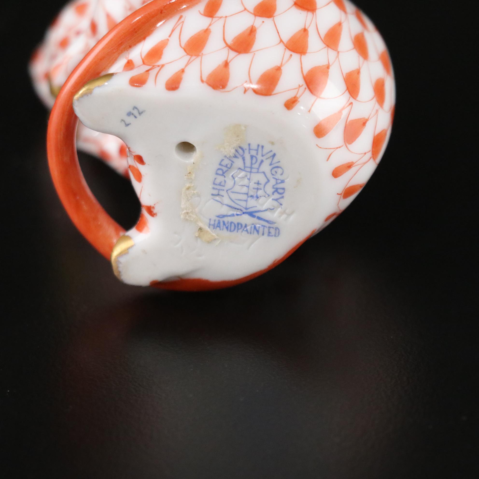 Herend Rust Fishnet with Gold "Sitting Mouse" Porcelain Figure